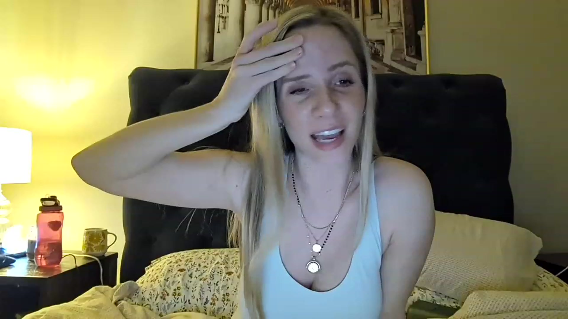 Gallery image thumbnail from Lucylux1's myfreecams stream on, 03/06/2023, 03:56 image 3 of 20