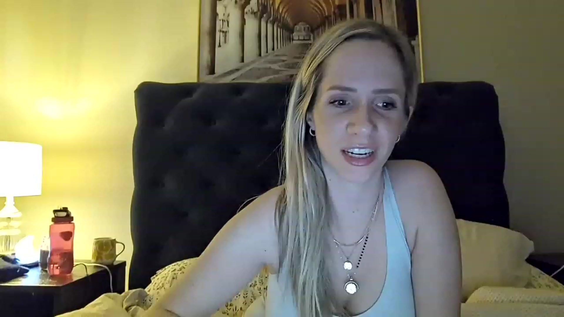Gallery image thumbnail from Lucylux1's myfreecams stream on, 03/06/2023, 03:56 image 1 of 20