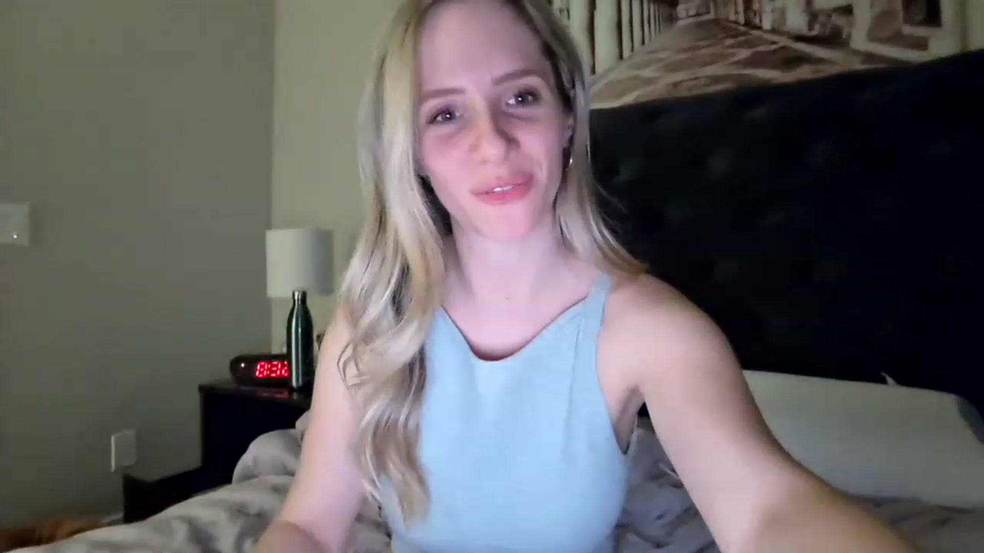 Gallery image thumbnail from Lucylux1's myfreecams stream on, 03/20/2023, 03:37 image 6 of 20