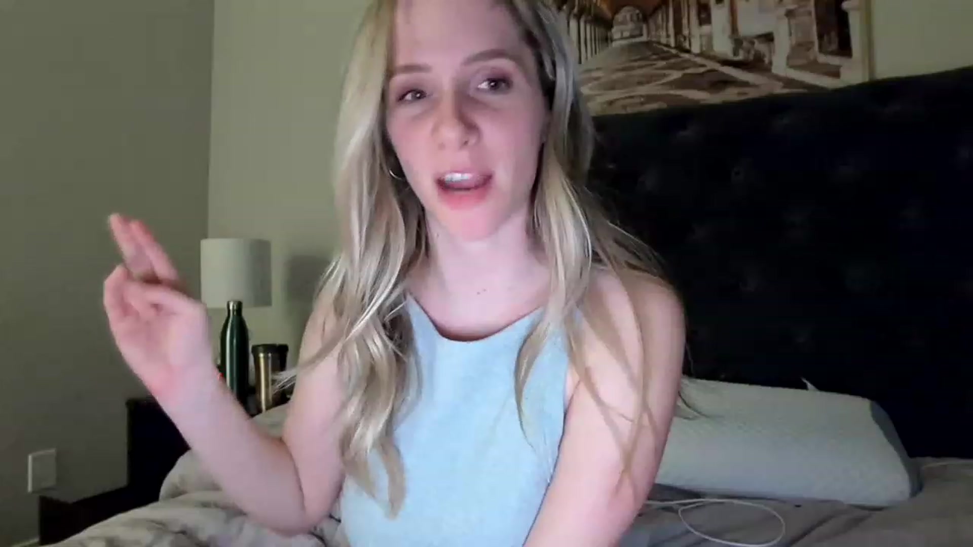 Gallery image thumbnail from Lucylux1's myfreecams stream on, 03/20/2023, 03:37 image 7 of 20