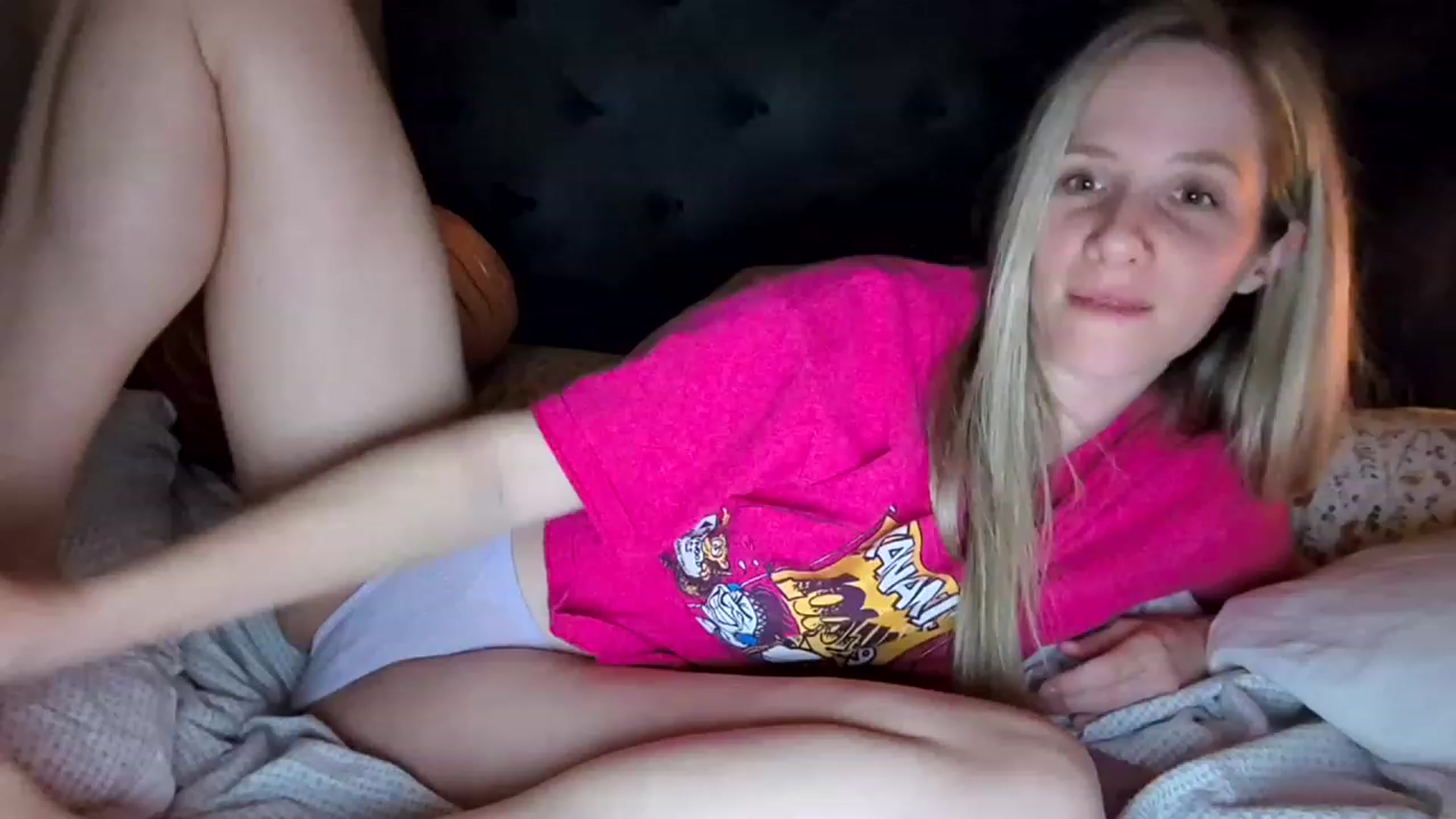 Gallery image thumbnail from Lucylux1's myfreecams stream on, 03/21/2023, 03:06 image 8 of 20