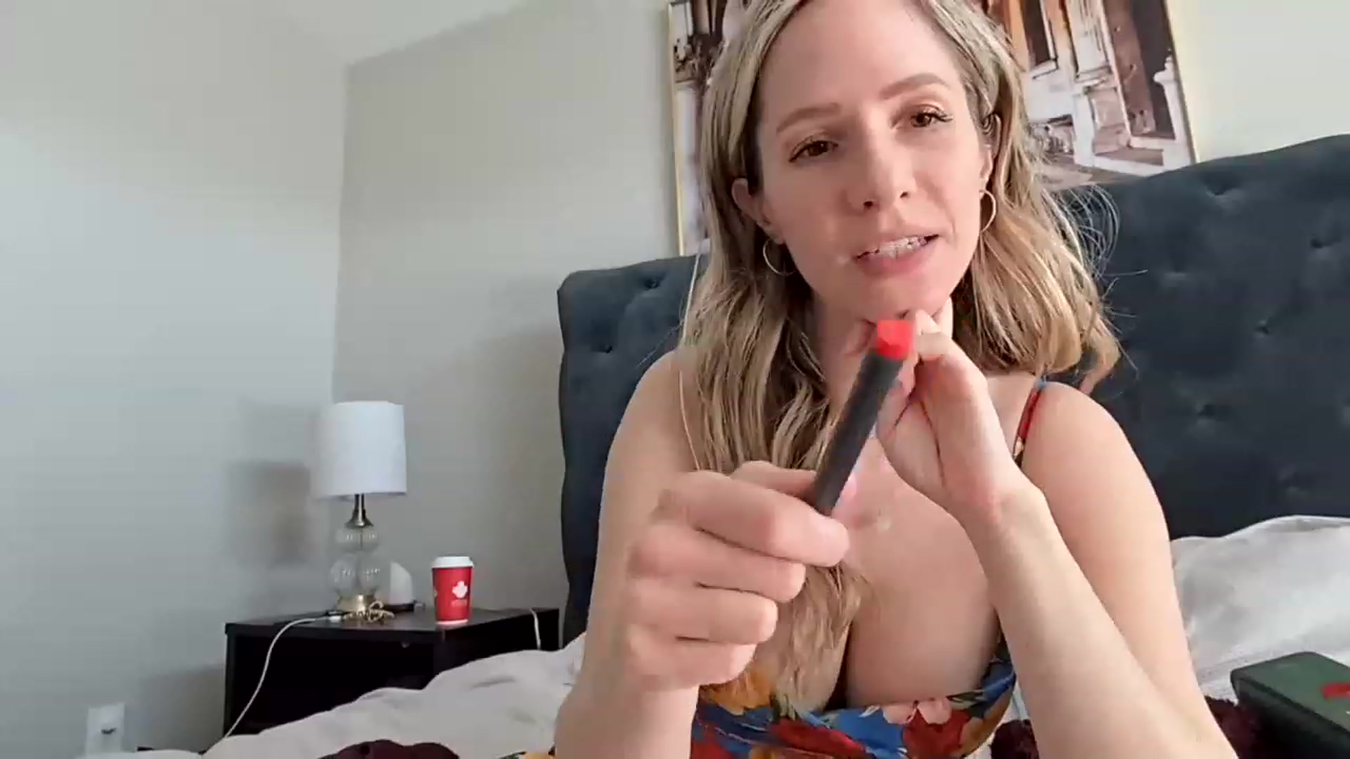 Gallery image thumbnail from Lucylux1's myfreecams stream on, 04/14/2023, 18:15 image 8 of 20
