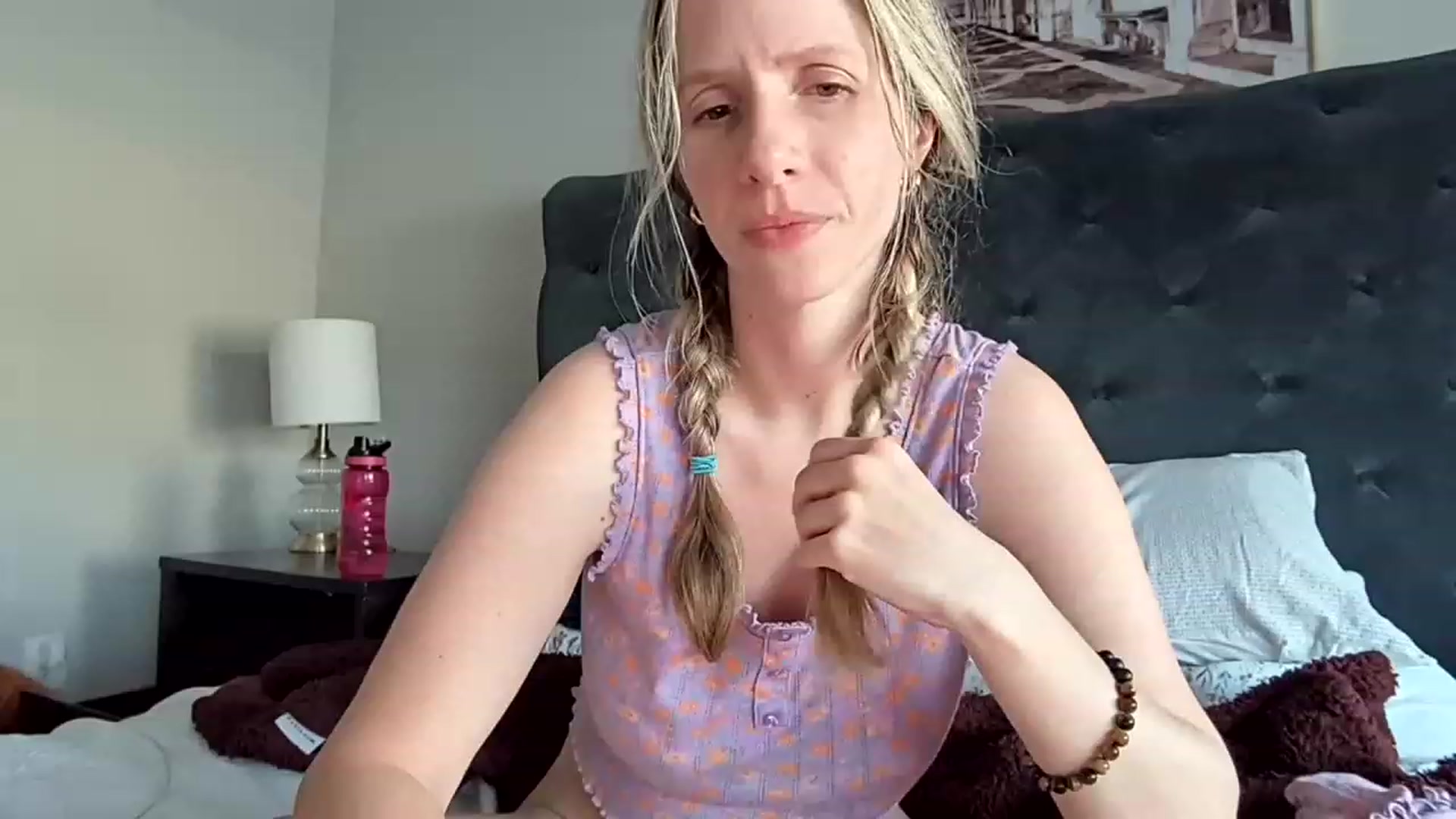 Gallery image thumbnail from Lucylux1's myfreecams stream on, 05/24/2023, 03:27 image 1 of 20