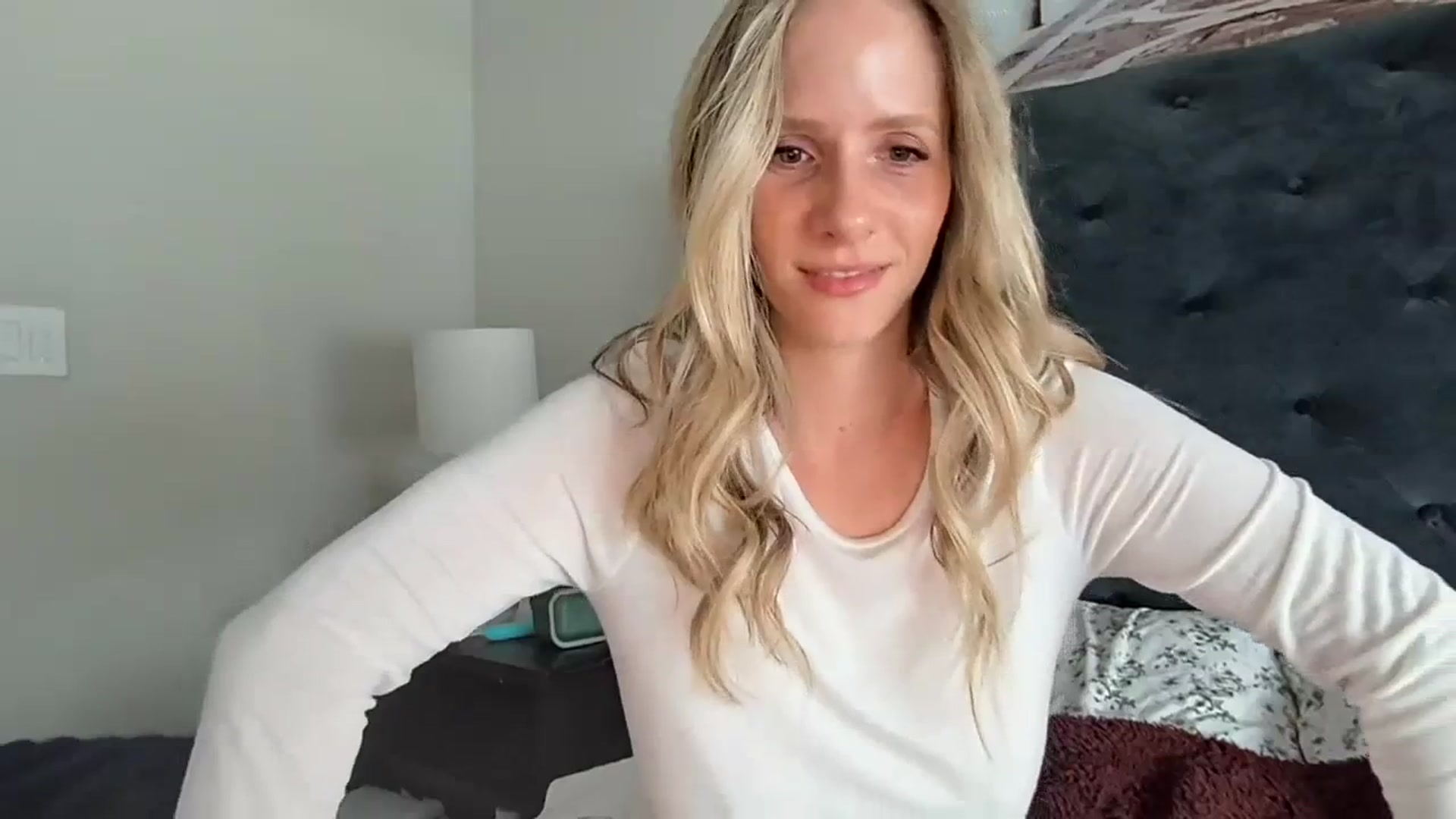 Gallery image thumbnail from Lucylux1's myfreecams stream on, 06/20/2023, 02:01 image 2 of 20
