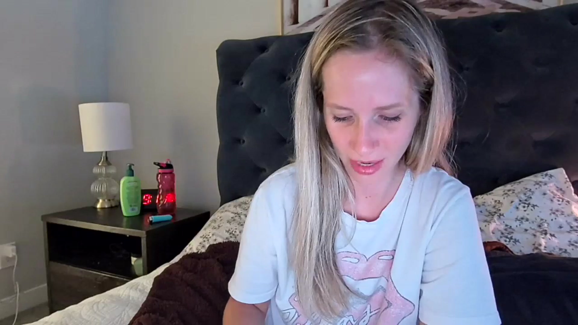 Gallery image thumbnail from Lucylux1's myfreecams stream on, 07/05/2023, 04:12 image 4 of 20