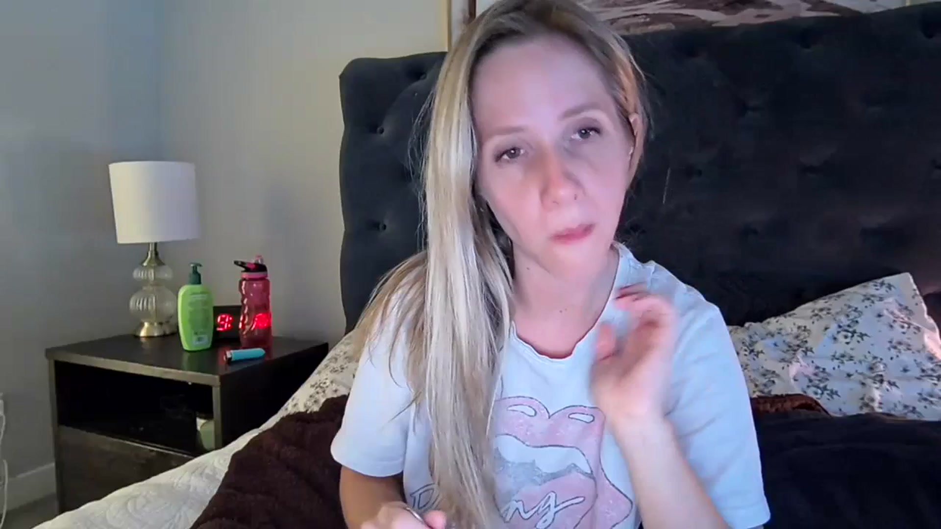 Gallery image thumbnail from Lucylux1's myfreecams stream on, 07/05/2023, 04:12 image 1 of 20