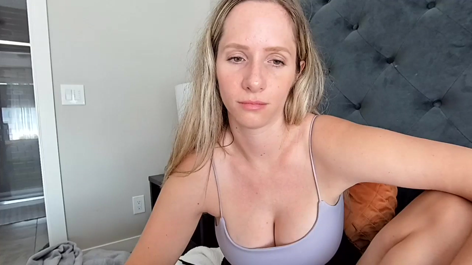 Gallery image thumbnail from Lucylux1's myfreecams stream on, 07/10/2023, 18:14 image 20 of 20