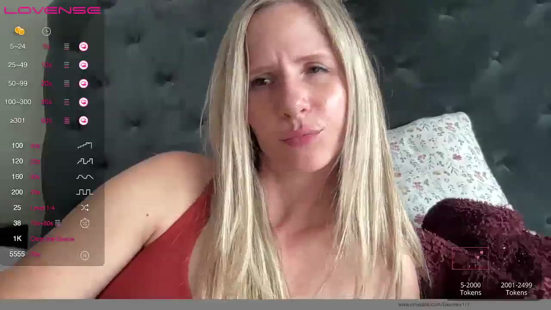 Gallery image thumbnail from Lucylux1's myfreecams stream on, 08/08/2023, 18:21 image 12 of 20