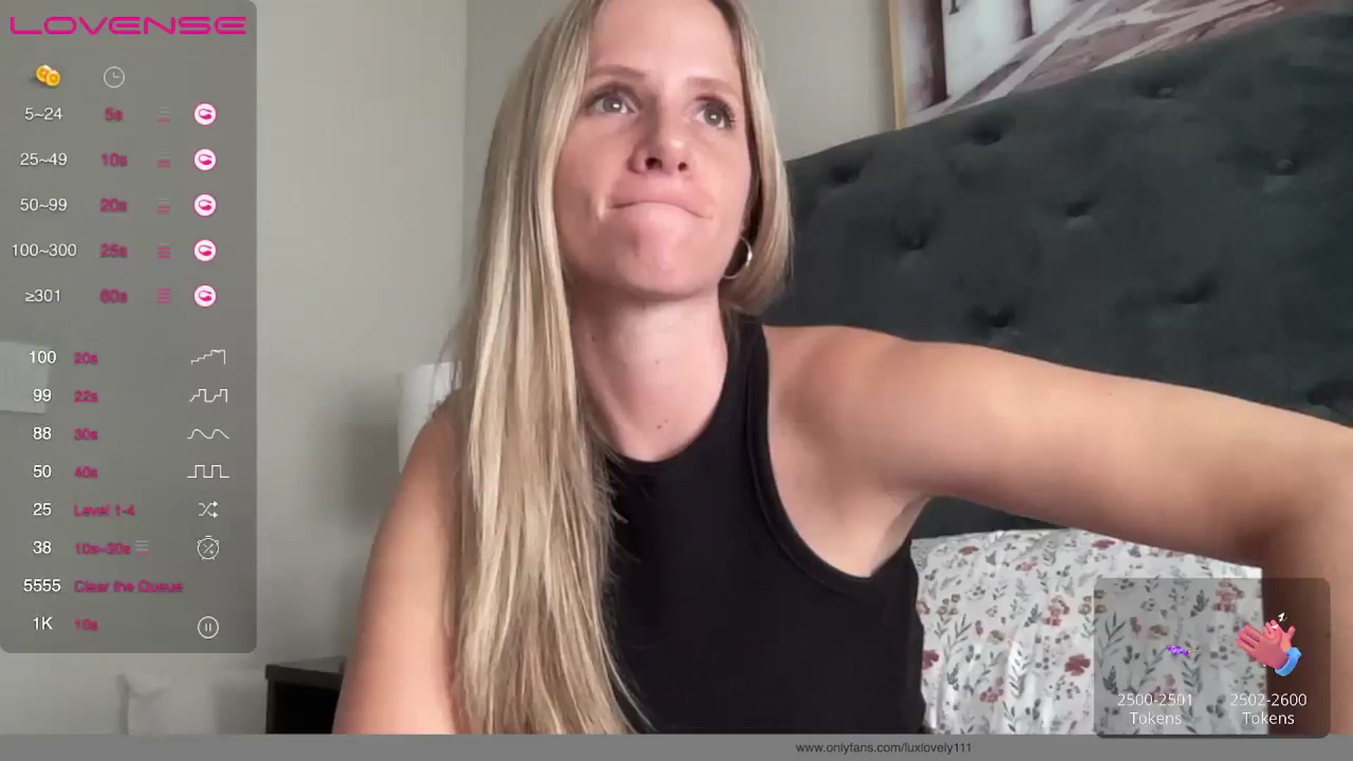 Gallery image thumbnail from Lucylux1's myfreecams stream on, 08/08/2023, 22:06 image 13 of 20