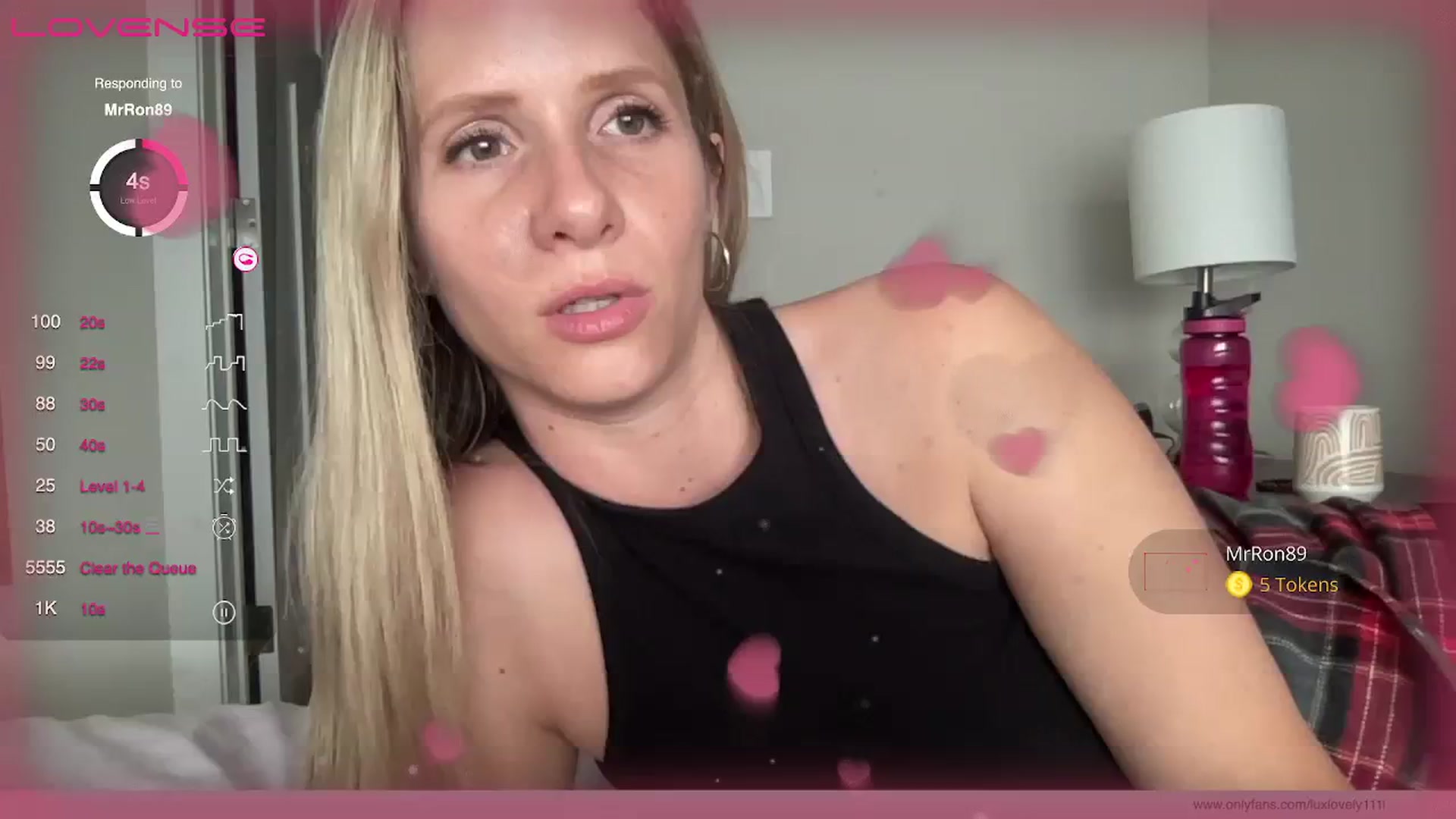 Gallery image thumbnail from Lucylux1's myfreecams stream on, 08/08/2023, 22:06 image 19 of 20