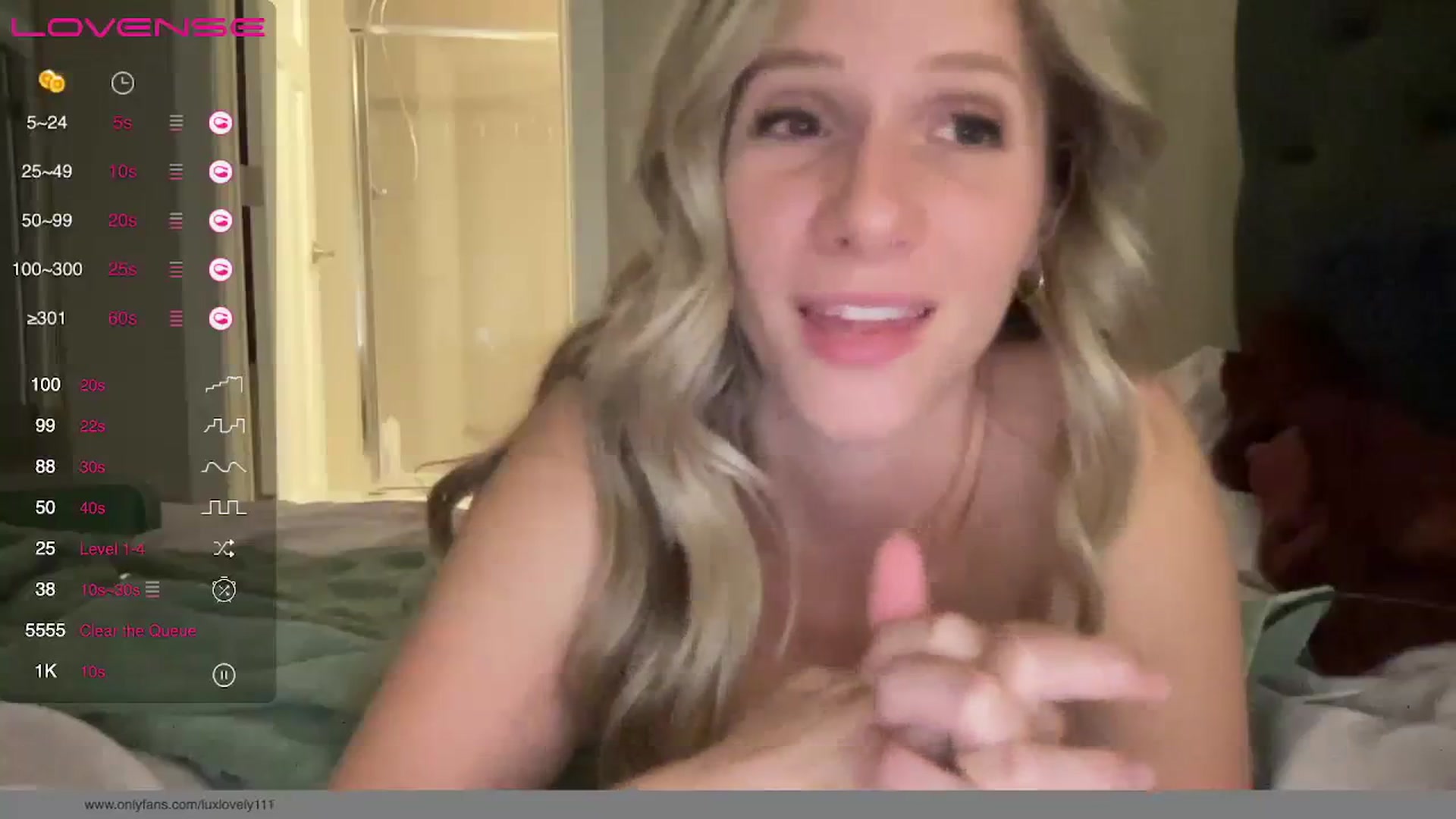 Gallery image thumbnail from Lucylux1's myfreecams stream on, 08/14/2023, 03:48 image 9 of 20