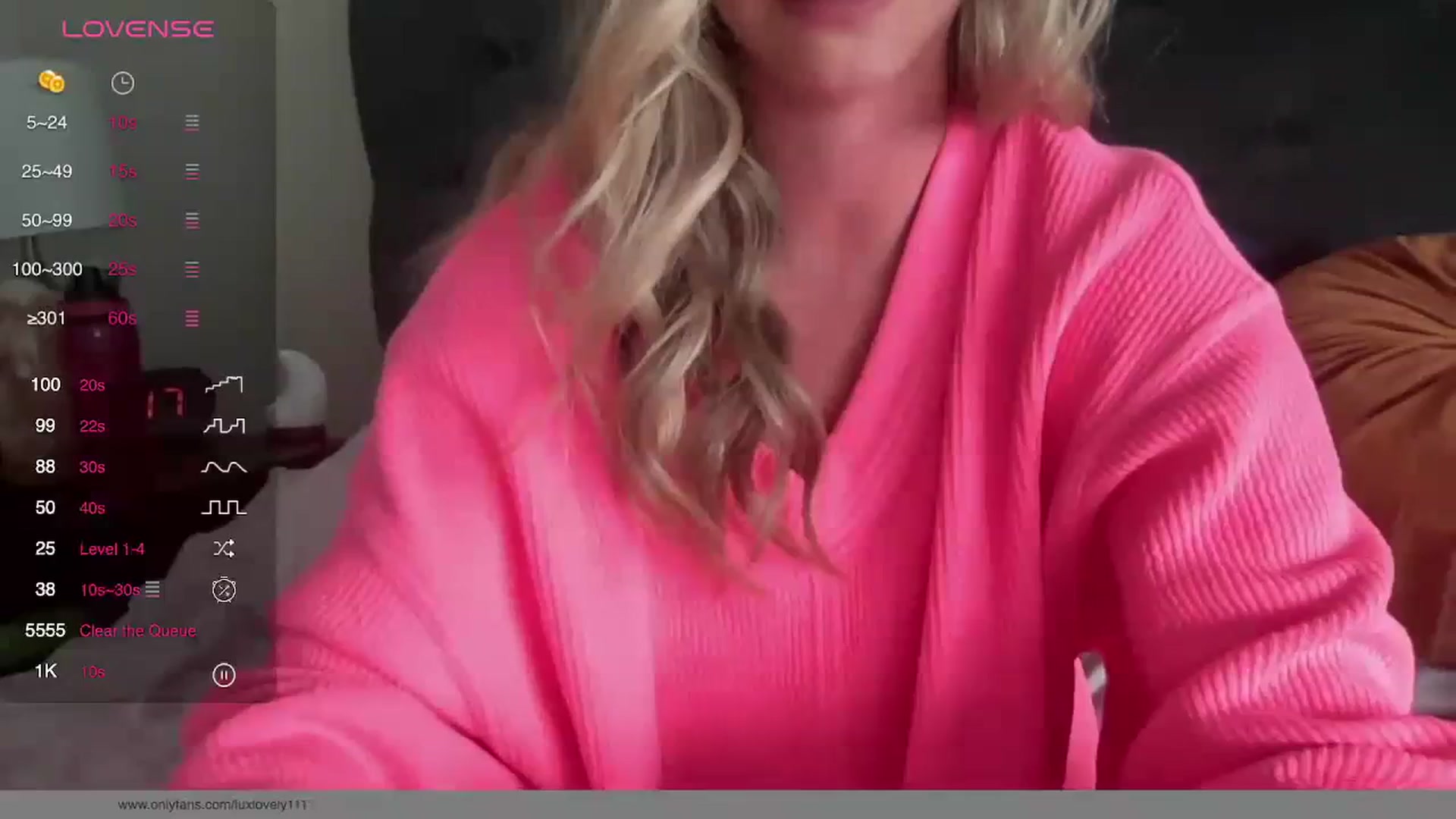 Gallery image thumbnail from Lucylux1's myfreecams stream on, 08/21/2023, 17:52 image 3 of 20