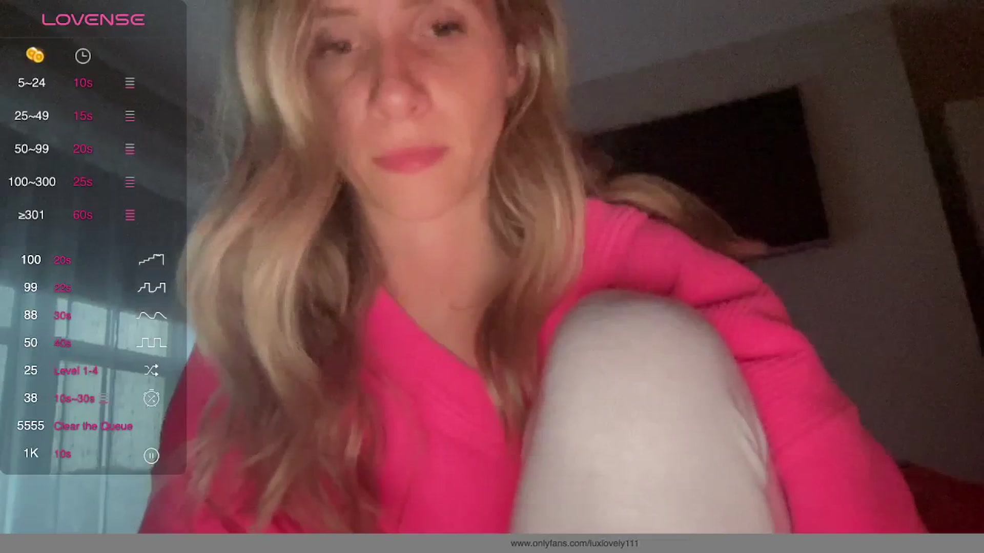 Gallery image thumbnail from Lucylux1's myfreecams stream on, 08/22/2023, 02:25 image 19 of 20