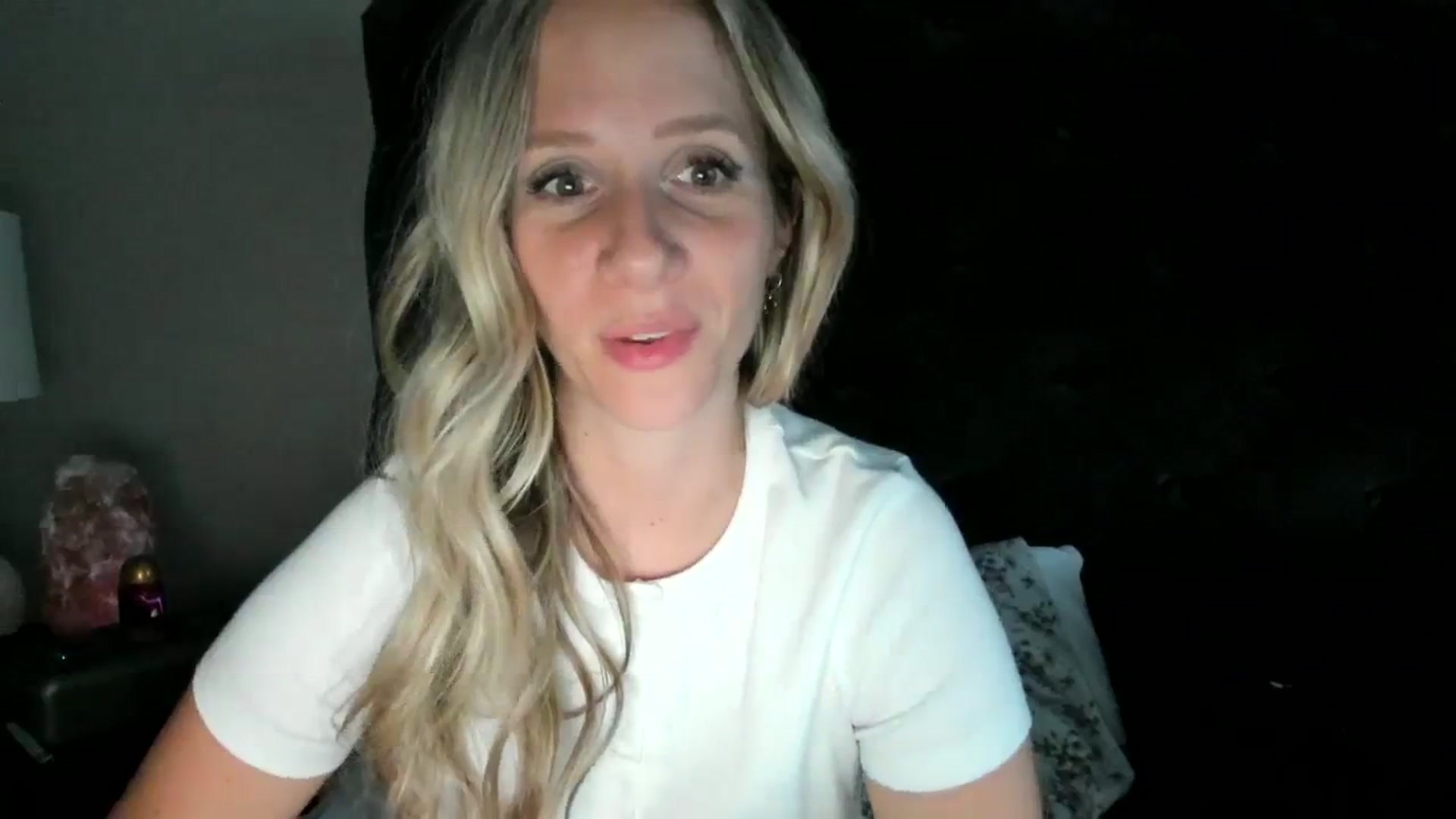 Gallery image thumbnail from Lucylux1's myfreecams stream on, 08/29/2023, 02:40 image 17 of 20