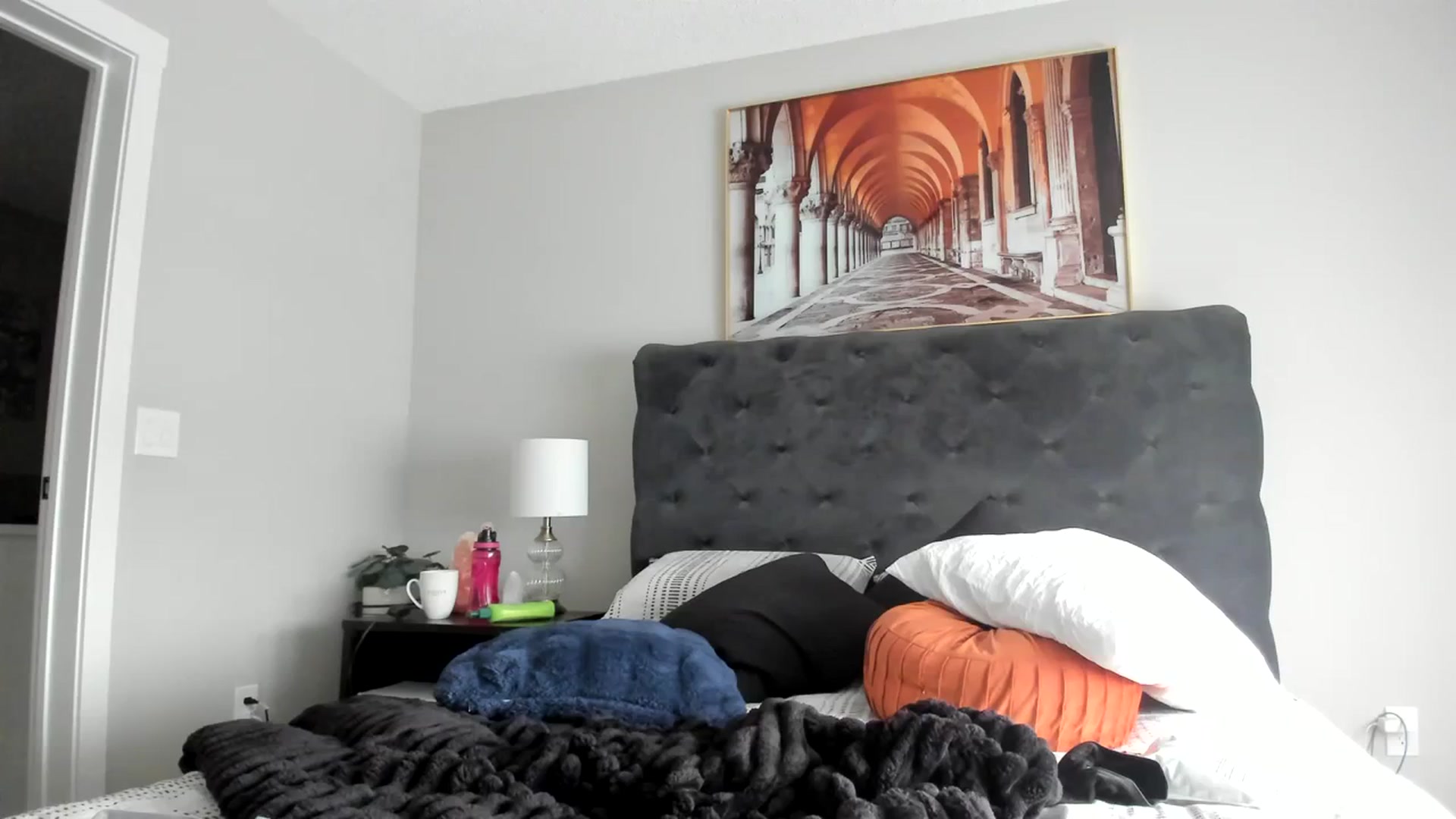 Gallery image thumbnail from Lucylux1's myfreecams stream on, 09/04/2023, 20:41 image 5 of 20