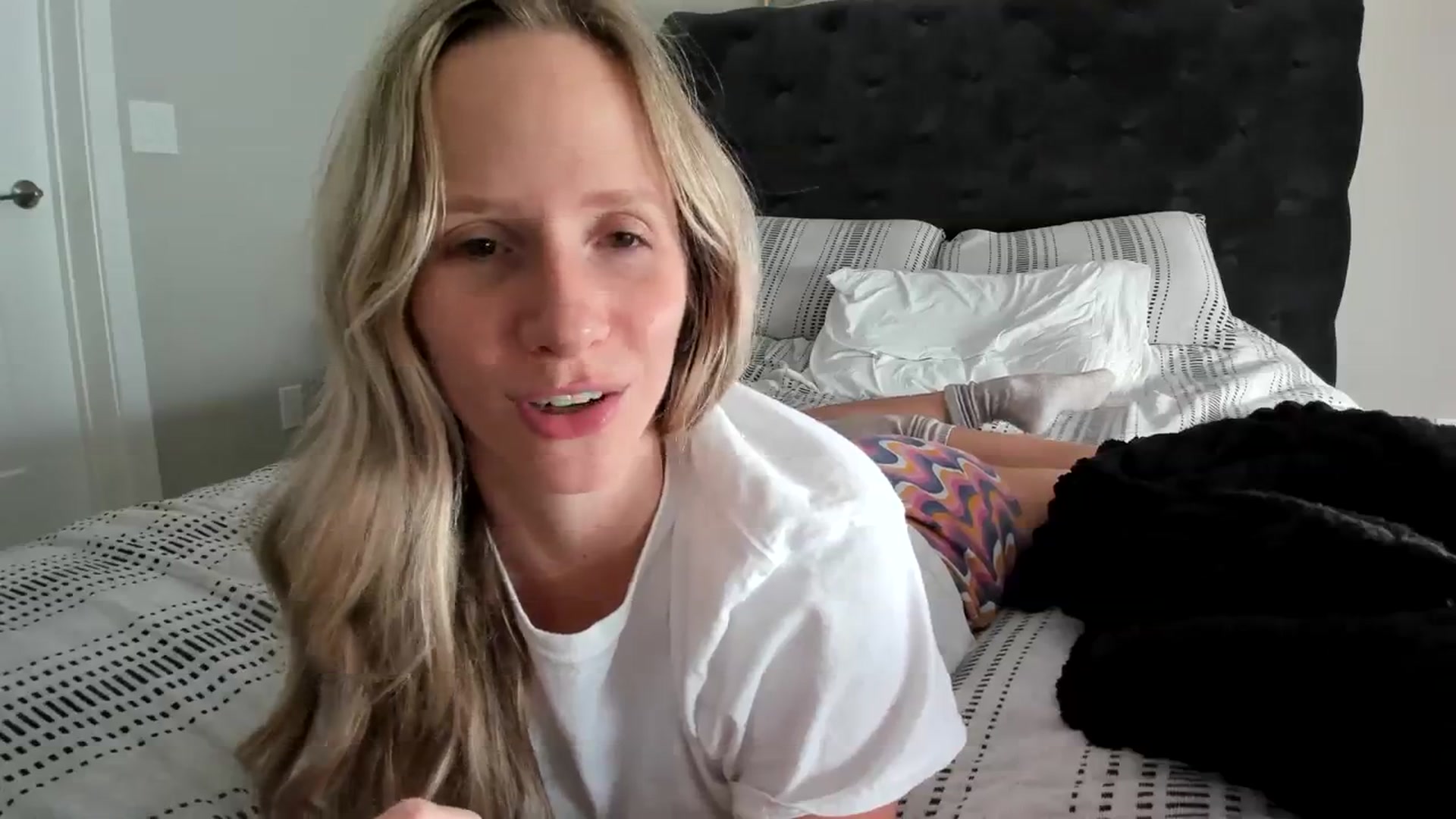 Gallery image thumbnail from Lucylux1's myfreecams stream on, 09/12/2023, 16:59 image 15 of 20