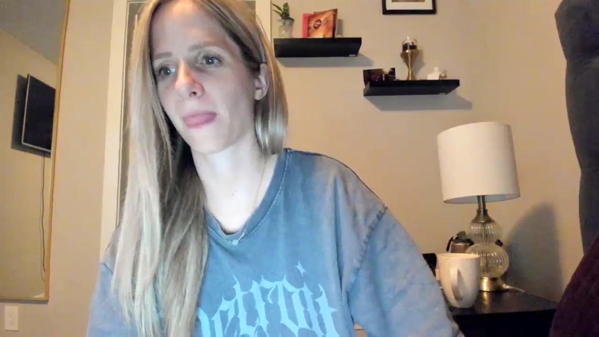 Gallery image thumbnail from Lucylux1's myfreecams stream on, 11/20/2023, 04:12 image 3 of 20