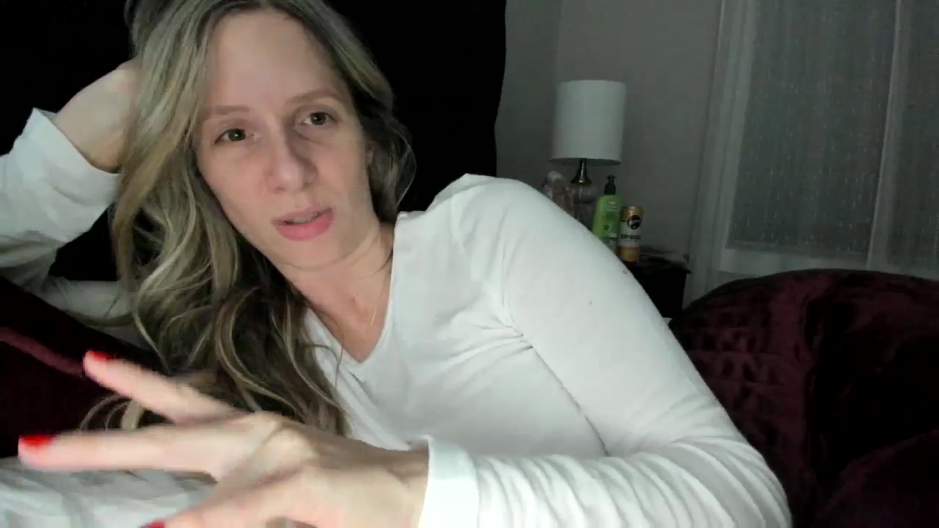 Gallery image thumbnail from Lucylux1's myfreecams stream on, 11/22/2023, 03:55 image 12 of 20