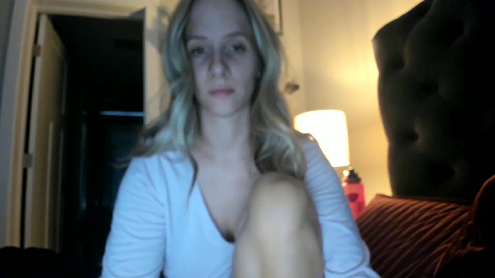 Gallery image thumbnail from Lucylux1's myfreecams stream on, 11/27/2023, 03:53 image 7 of 20