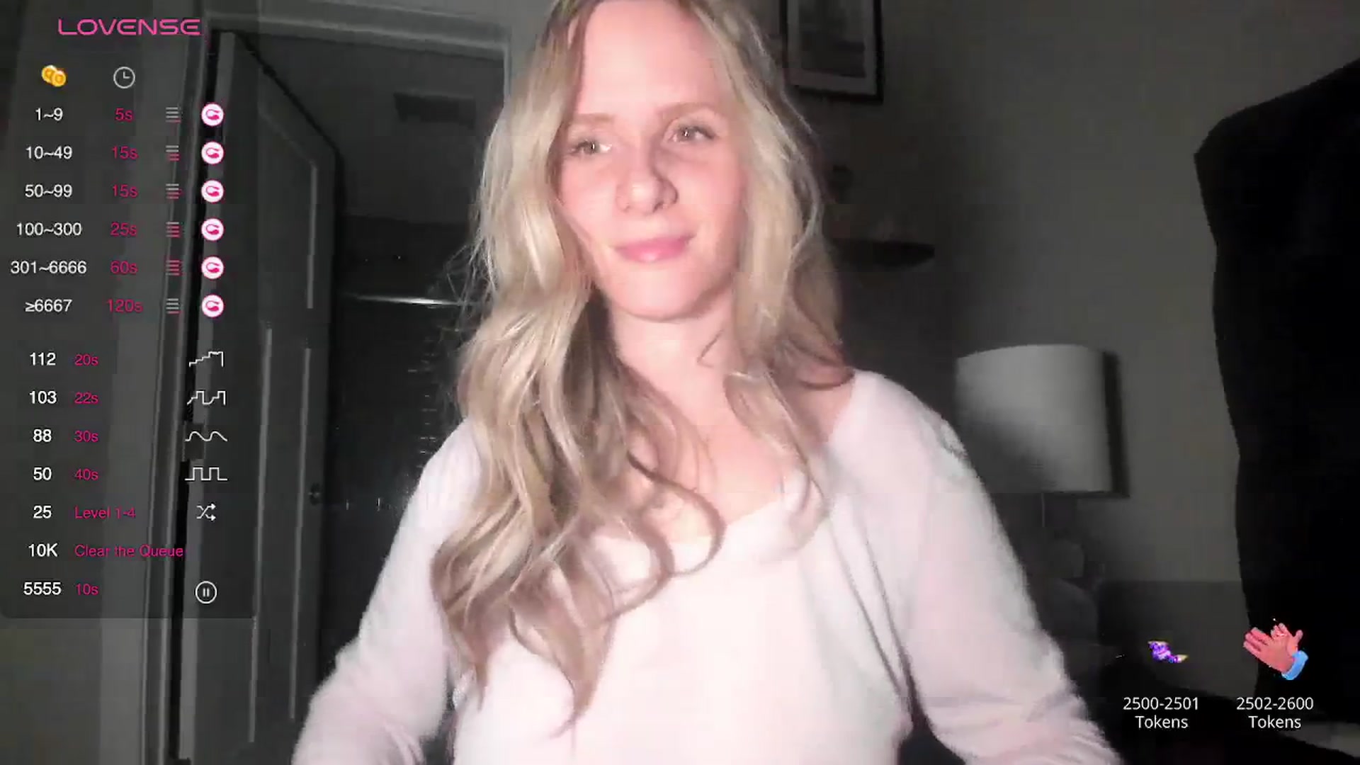 Gallery image thumbnail from Lucylux1's myfreecams stream on, 12/06/2023, 04:34 image 6 of 20