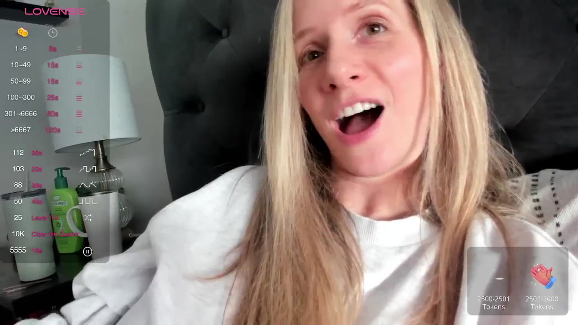 Gallery image thumbnail from Lucylux1's myfreecams stream on, 01/08/2024, 20:44 image 10 of 20