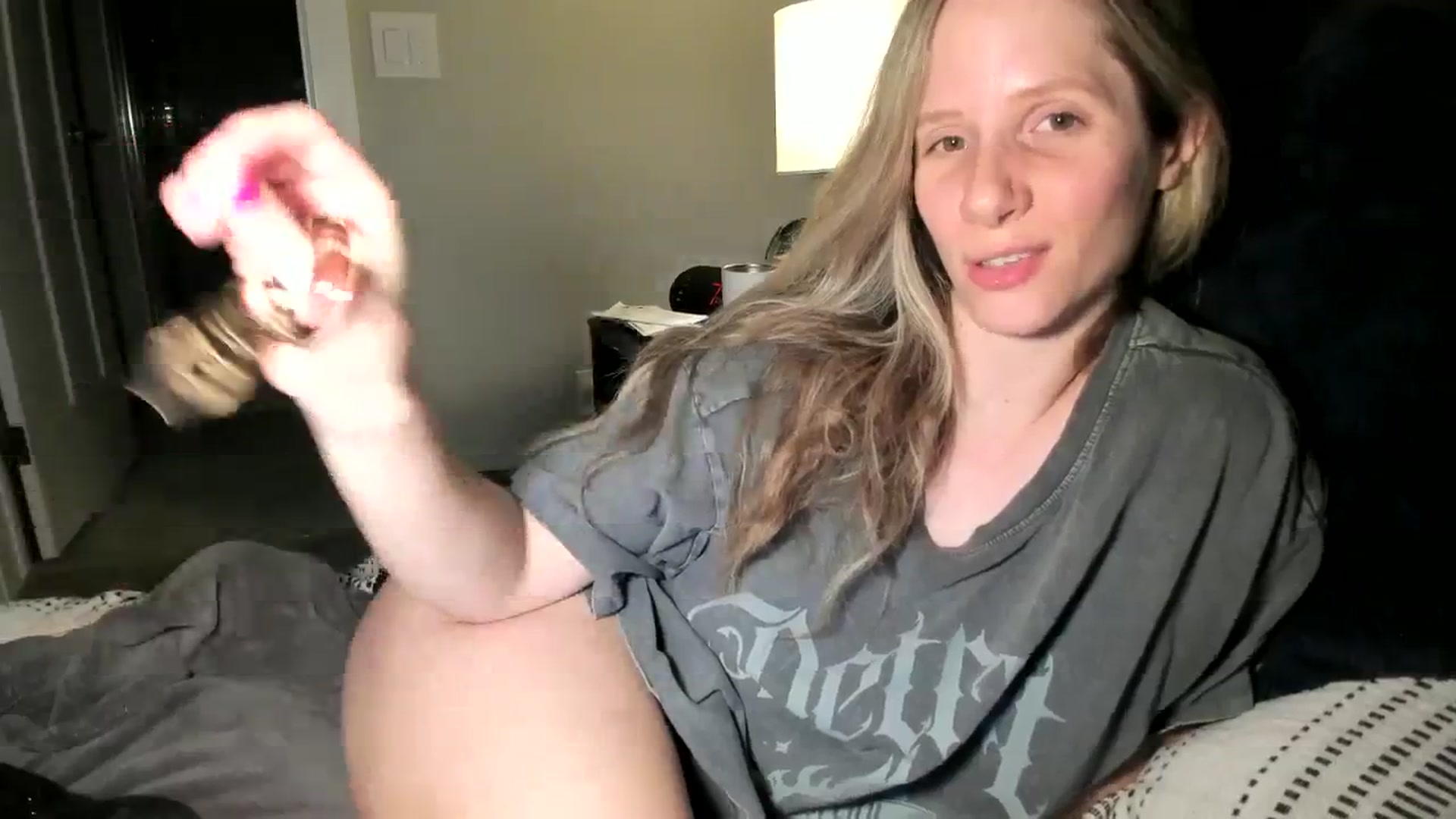 Gallery image thumbnail from Lucylux1's myfreecams stream on, 01/15/2024, 02:55 image 17 of 20