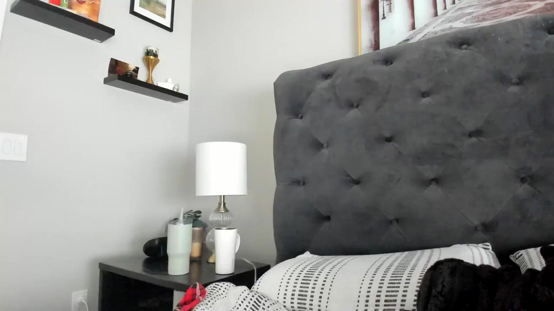 Gallery image thumbnail from Lucylux1's myfreecams stream on, 01/22/2024, 23:21 image 7 of 20