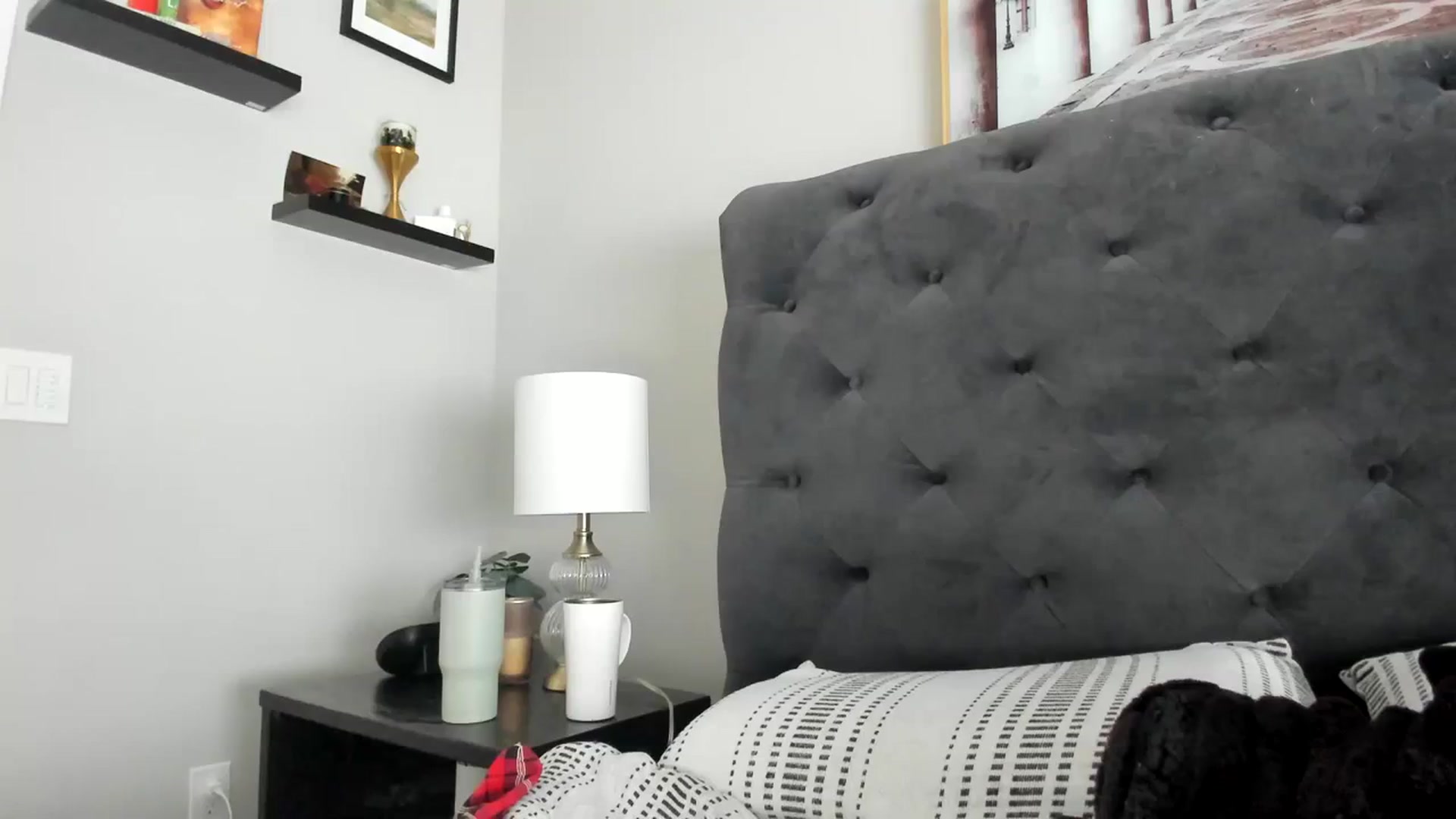Gallery image thumbnail from Lucylux1's myfreecams stream on, 01/22/2024, 23:21 image 2 of 20