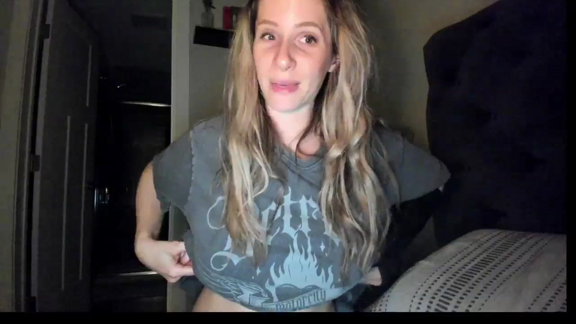 Gallery image thumbnail from Lucylux1's myfreecams stream on, 01/30/2024, 04:22 image 5 of 20