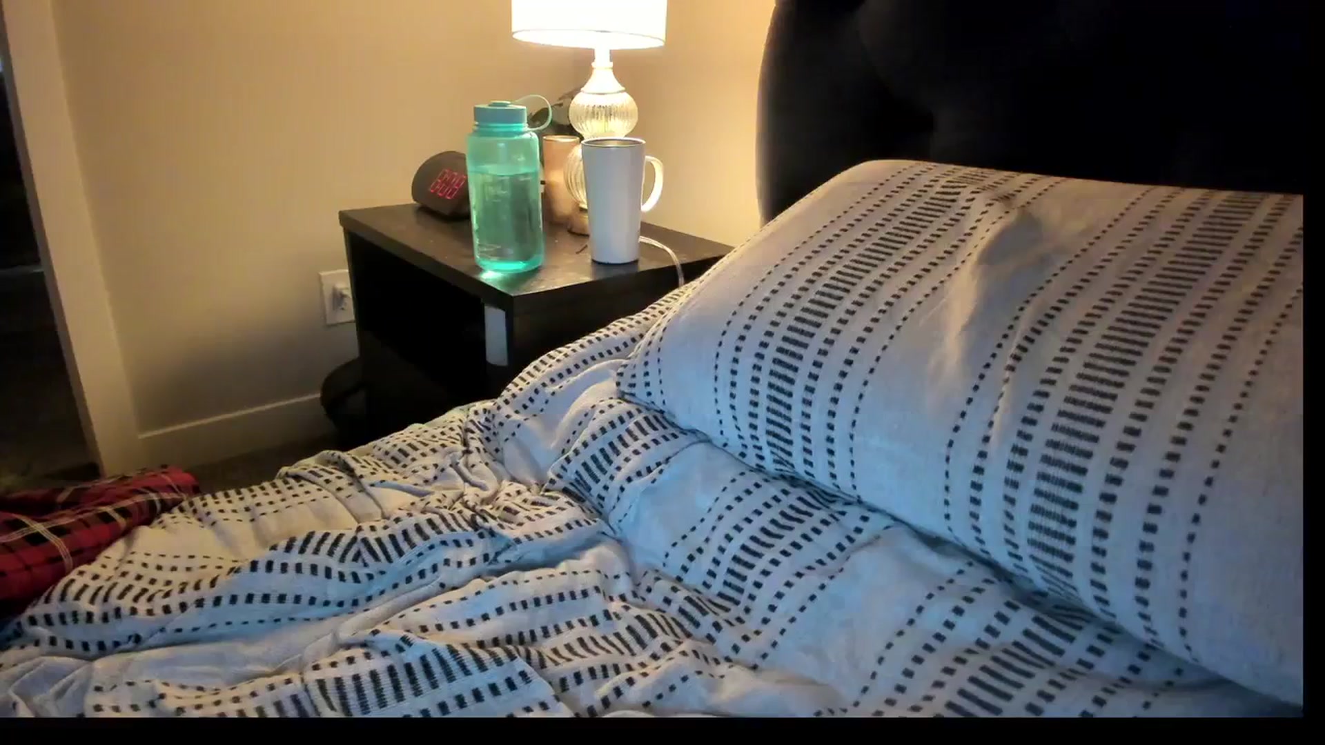 Gallery image thumbnail from Lucylux1's myfreecams stream on, 01/30/2024, 04:22 image 9 of 20