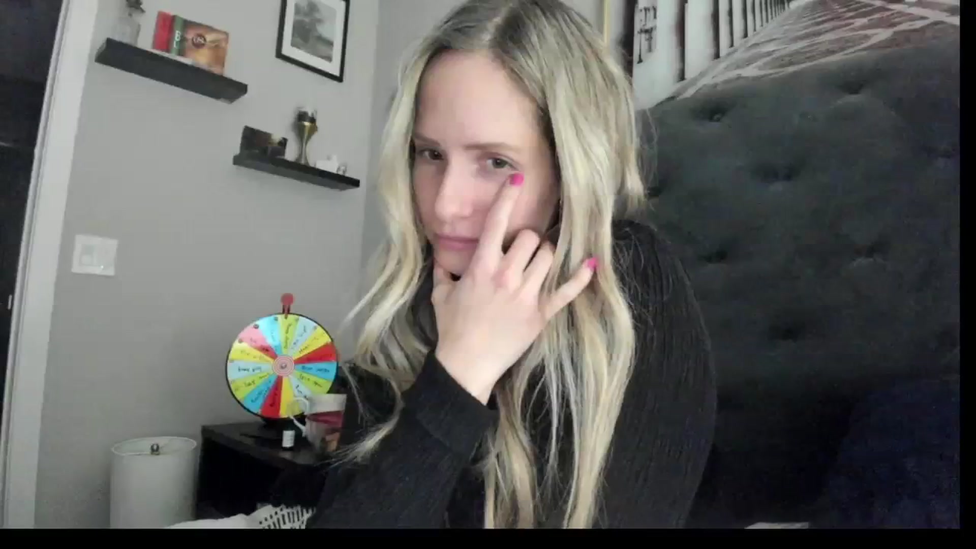 Gallery image thumbnail from Lucylux1's myfreecams stream on, 02/05/2024, 04:42 image 4 of 20