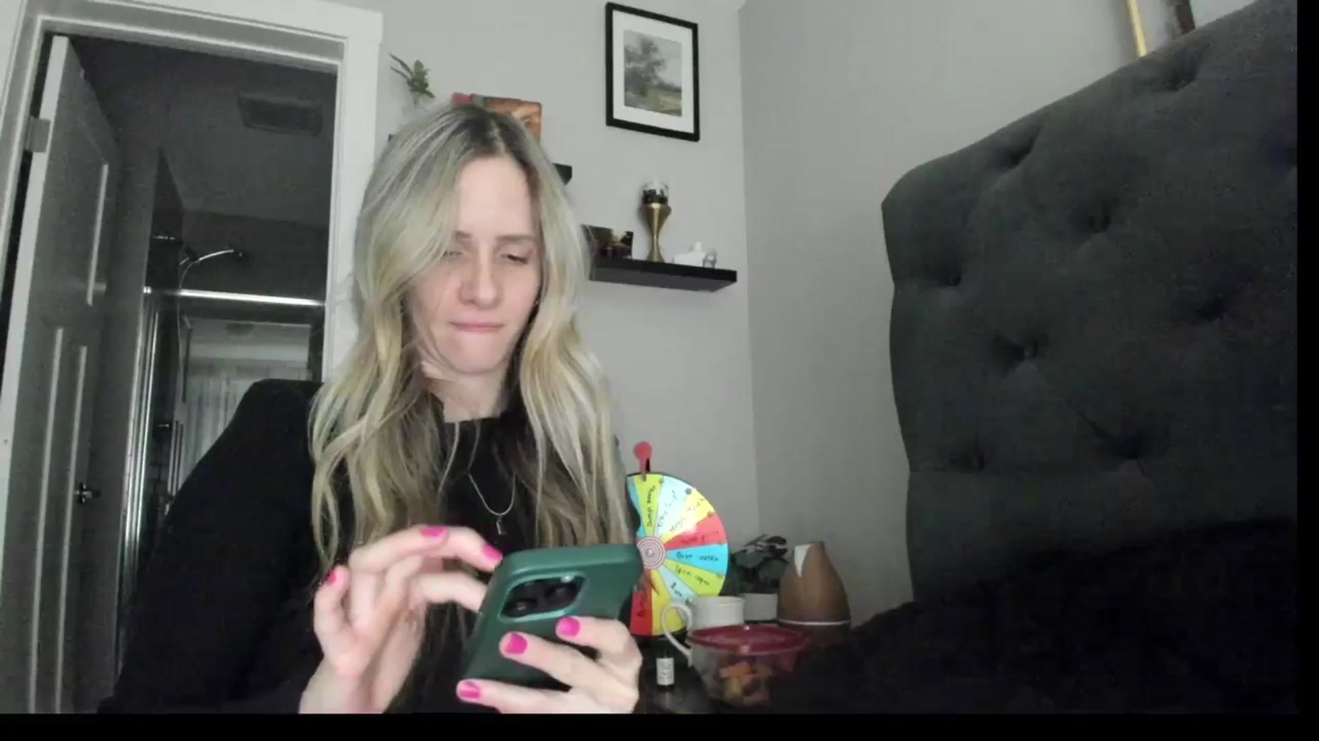 Gallery image thumbnail from Lucylux1's myfreecams stream on, 02/05/2024, 04:42 image 3 of 20