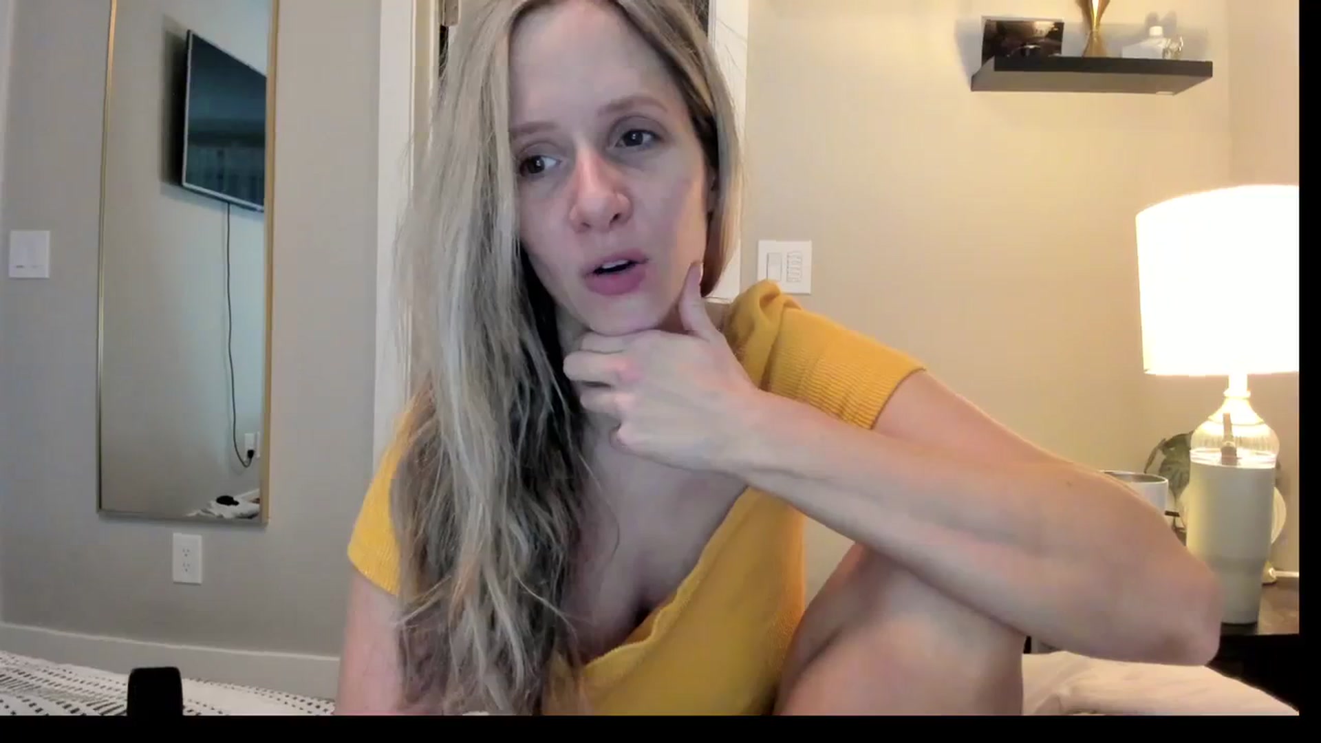 Gallery image thumbnail from Lucylux1's myfreecams stream on, 02/13/2024, 04:13 image 19 of 20