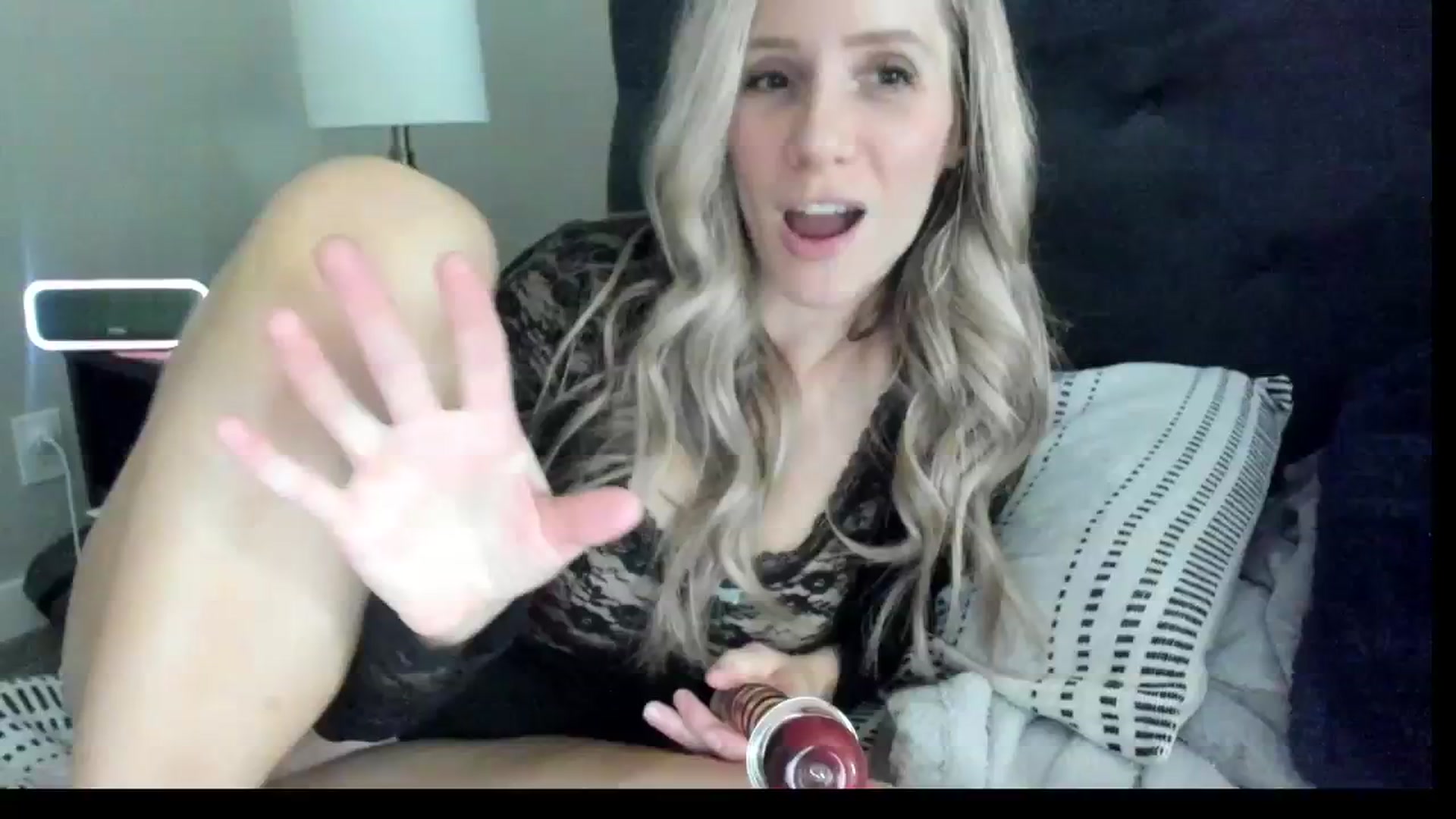 Gallery image thumbnail from Lucylux1's myfreecams stream on, 02/14/2024, 03:33 image 9 of 20