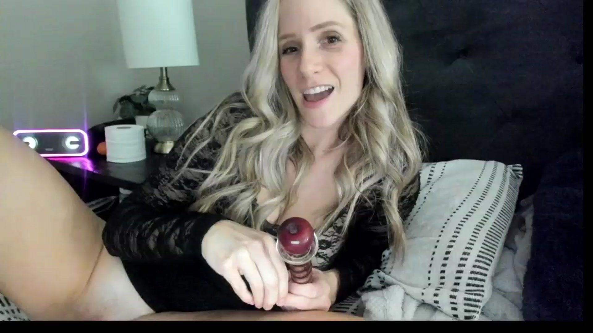 Gallery image thumbnail from Lucylux1's myfreecams stream on, 02/14/2024, 03:33 image 7 of 20
