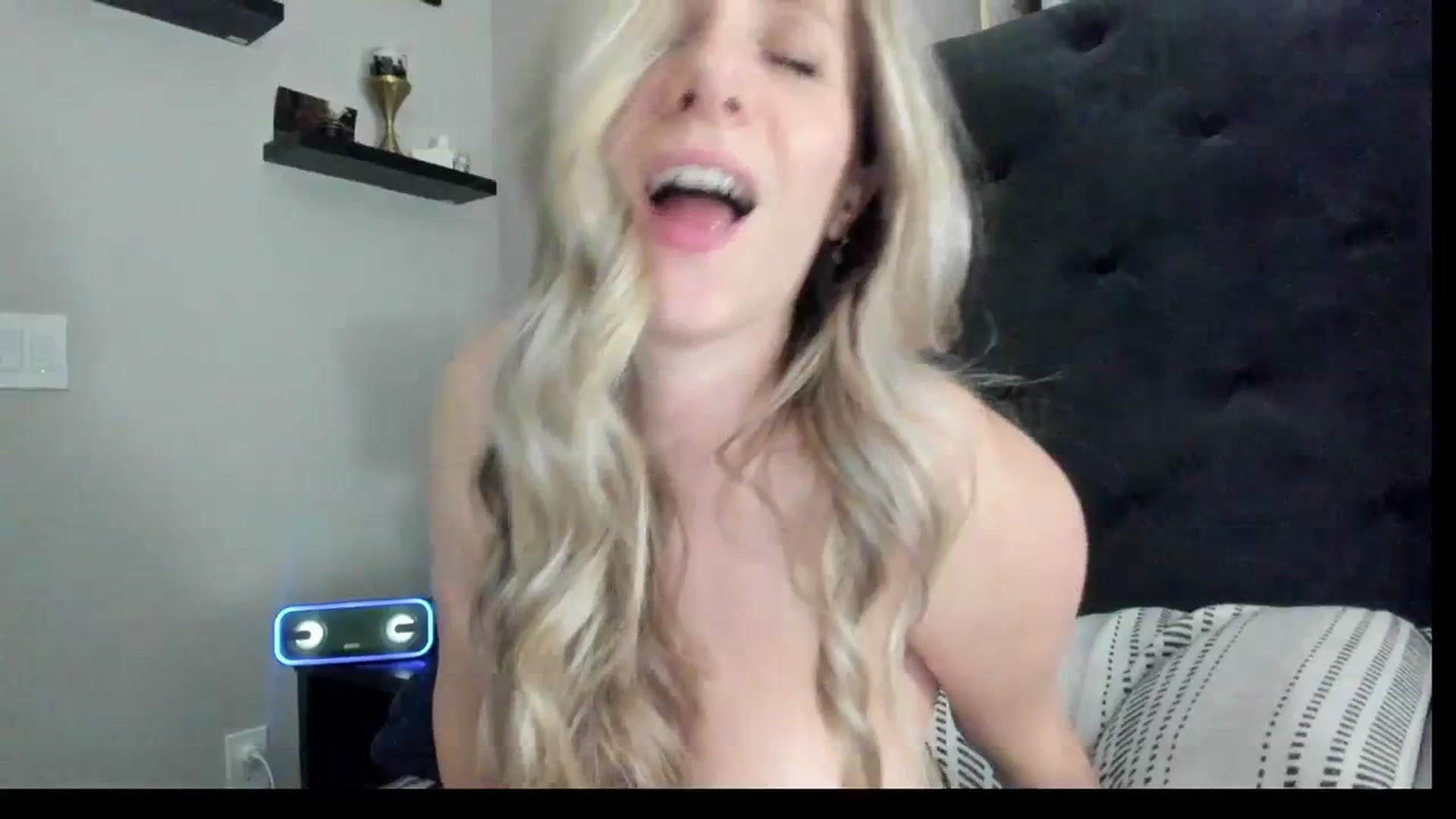 Gallery image thumbnail from Lucylux1's myfreecams stream on, 02/14/2024, 04:47 image 18 of 20