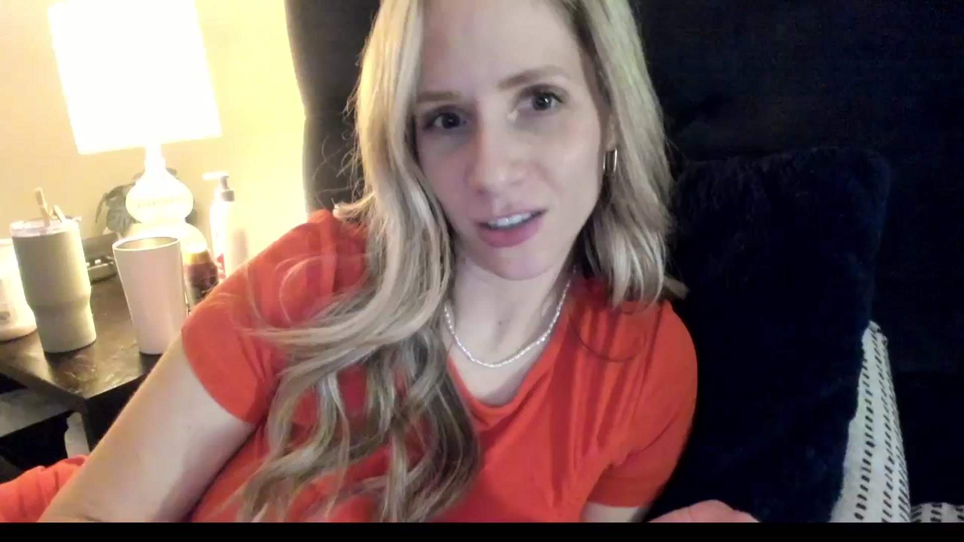 Gallery image thumbnail from Lucylux1's myfreecams stream on, 02/20/2024, 04:33 image 16 of 20