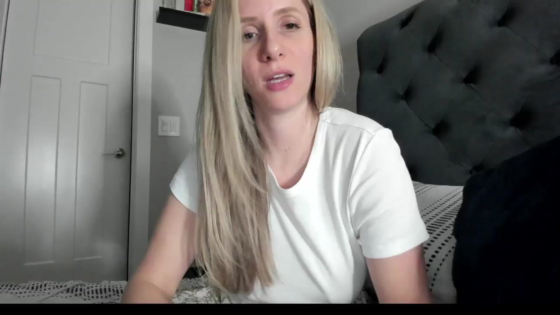 Gallery image thumbnail from Lucylux1's myfreecams stream on, 02/28/2024, 04:10 image 1 of 20