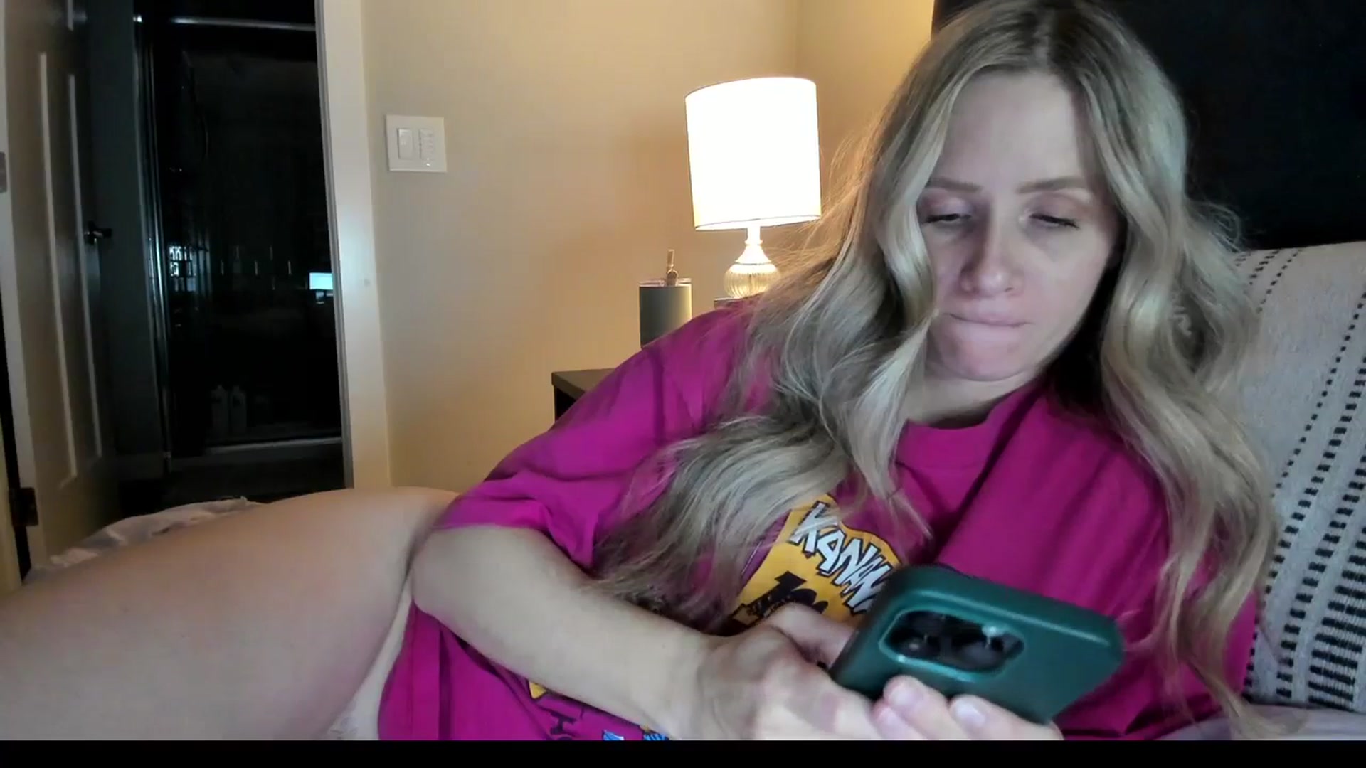 Gallery image thumbnail from Lucylux1's myfreecams stream on, 03/11/2024, 03:24 image 8 of 20