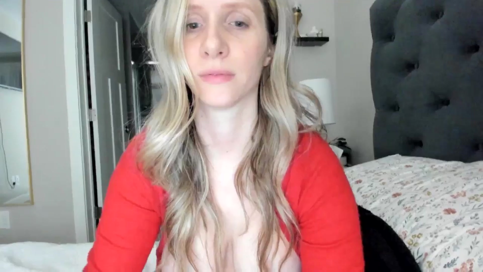 Gallery image thumbnail from Lucylux1's myfreecams stream on, 04/22/2024, 03:18 image 19 of 20