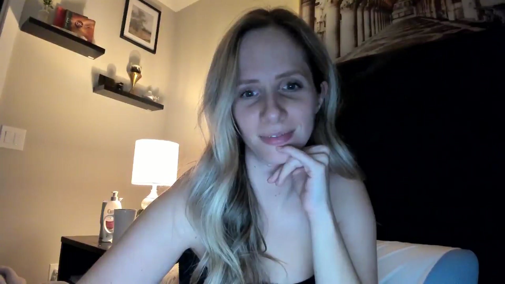 Gallery image thumbnail from Lucylux1's myfreecams stream on, 05/08/2024, 04:07 image 20 of 20