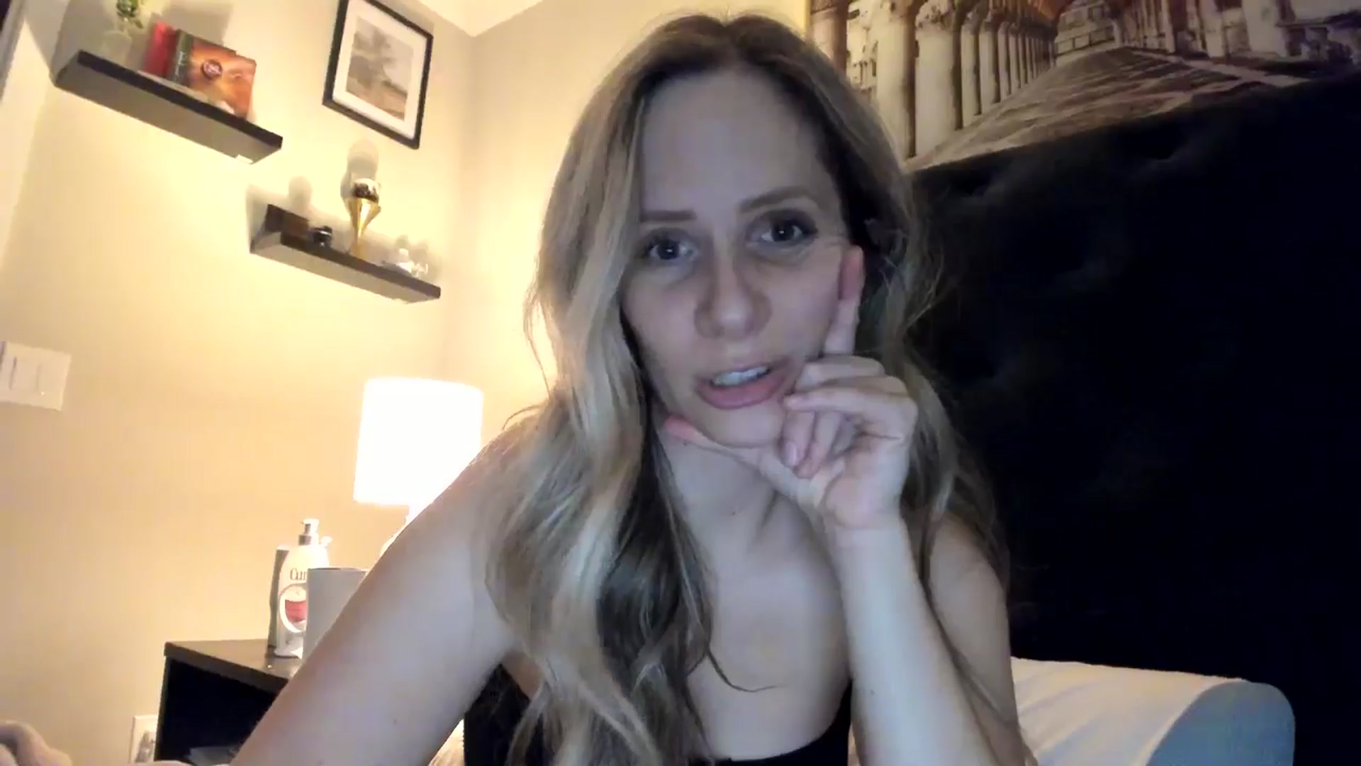Gallery image thumbnail from Lucylux1's myfreecams stream on, 05/08/2024, 04:07 image 19 of 20