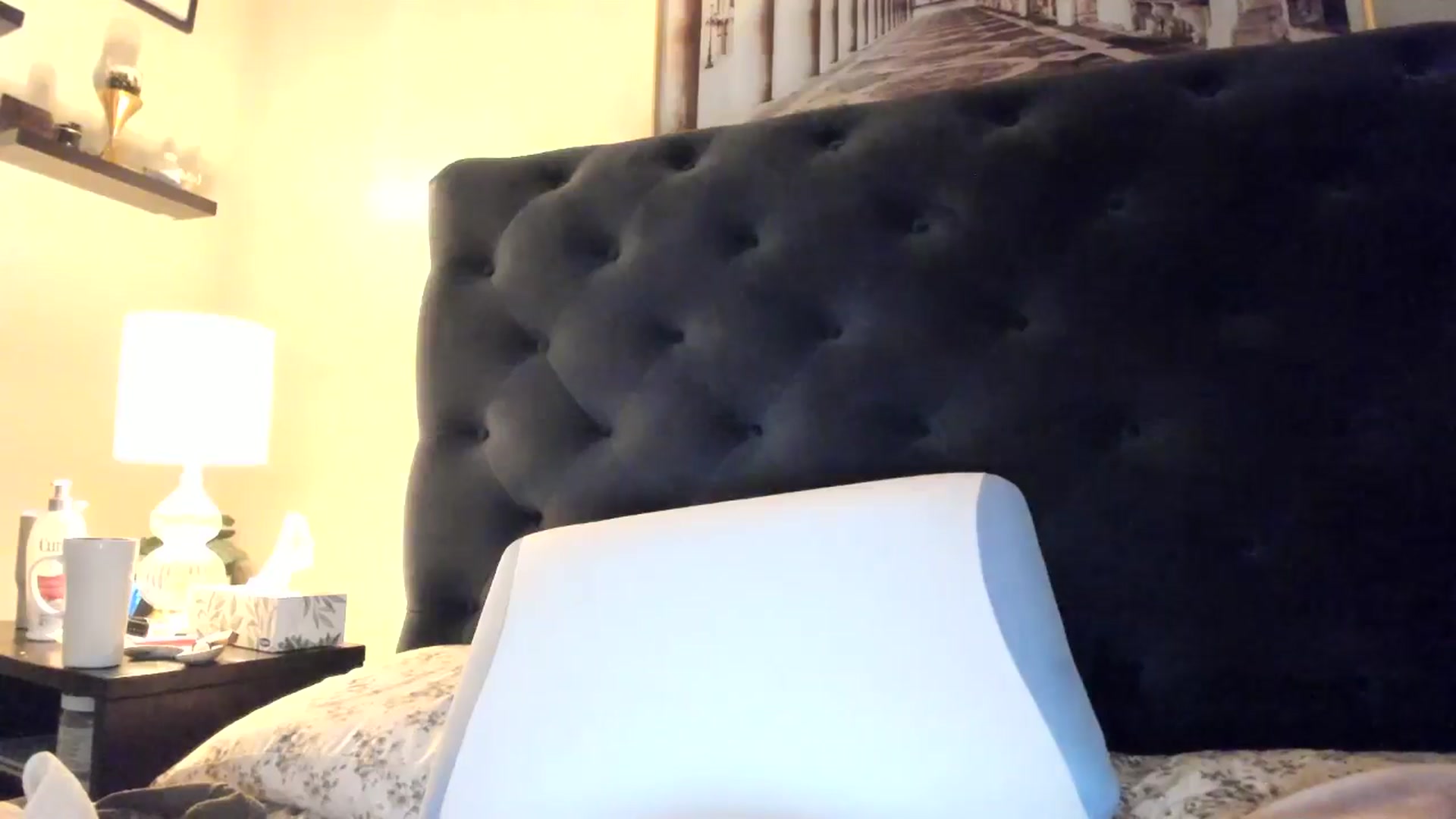 Gallery image thumbnail from Lucylux1's myfreecams stream on, 05/08/2024, 04:07 image 15 of 20