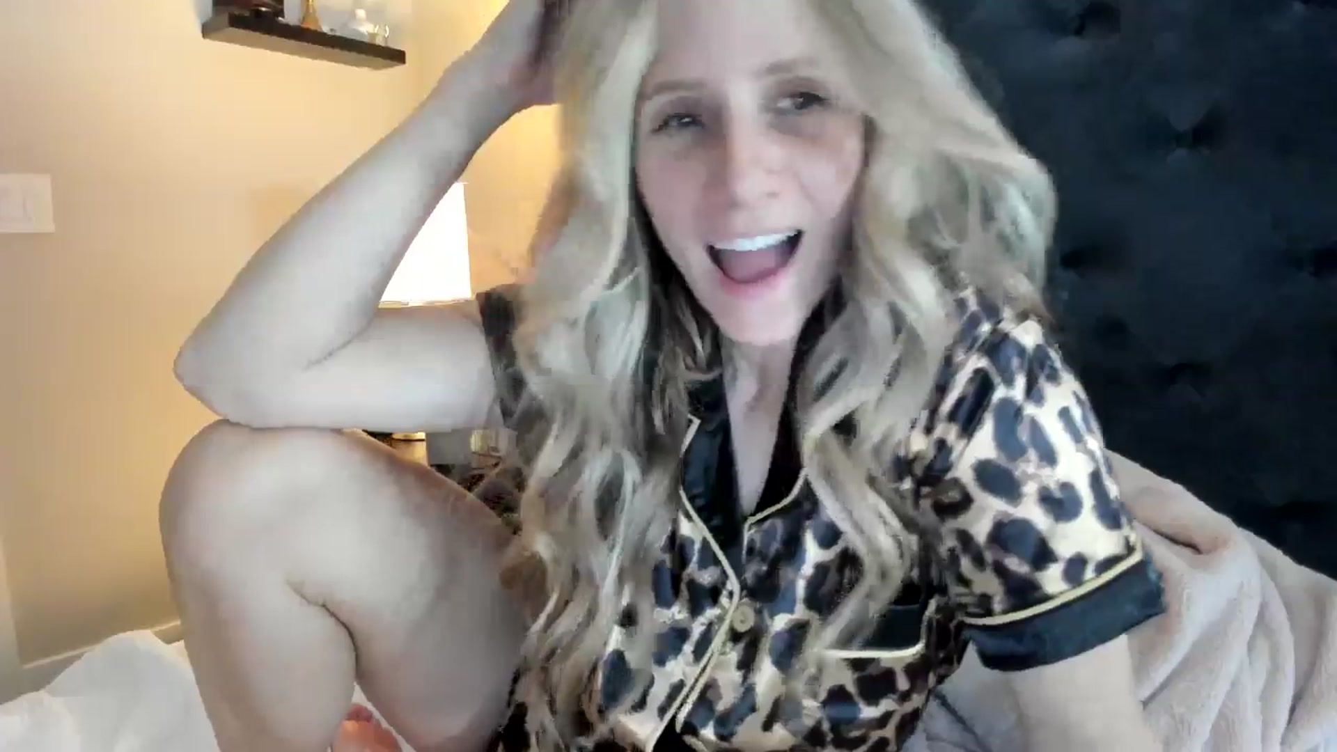 Gallery image thumbnail from Lucylux1's myfreecams stream on, 05/14/2024, 03:26 image 12 of 20