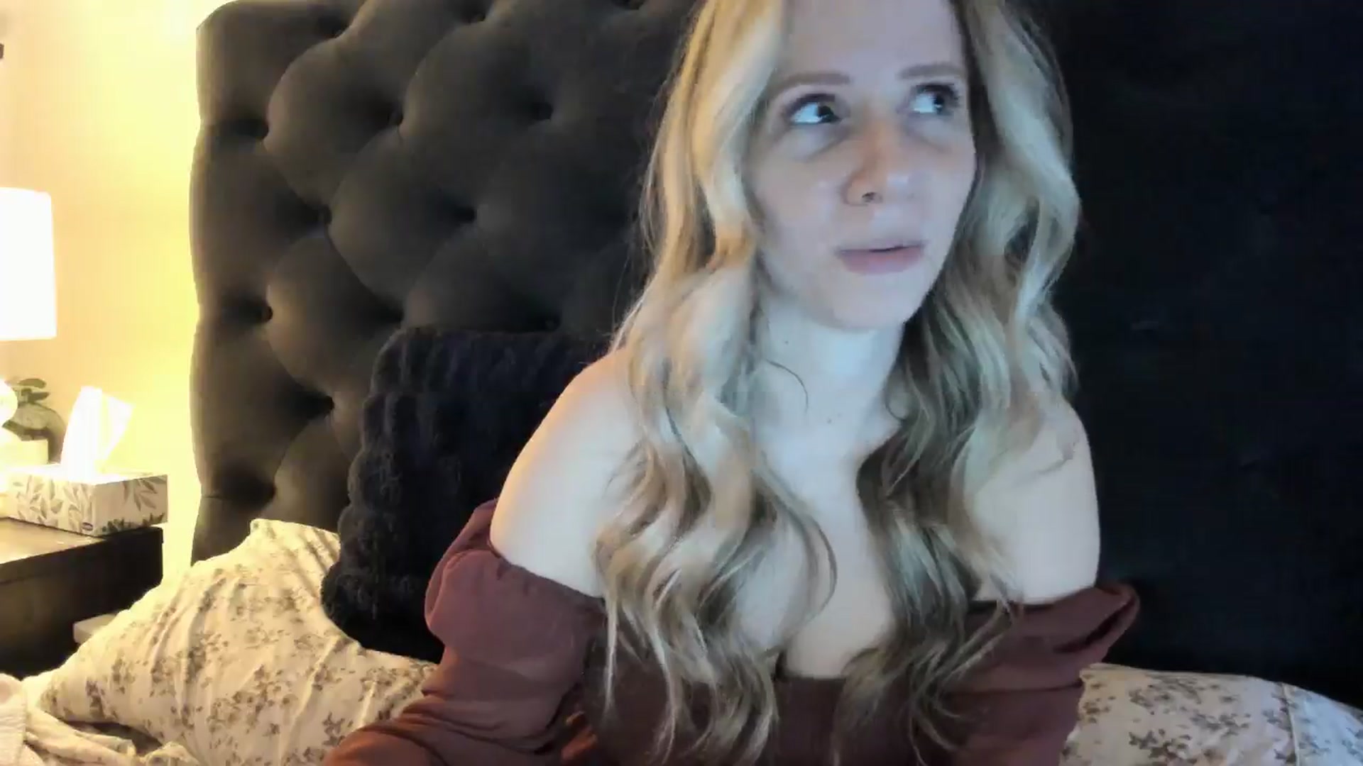 Gallery image thumbnail from Lucylux1's myfreecams stream on, 05/21/2024, 02:34 image 18 of 20