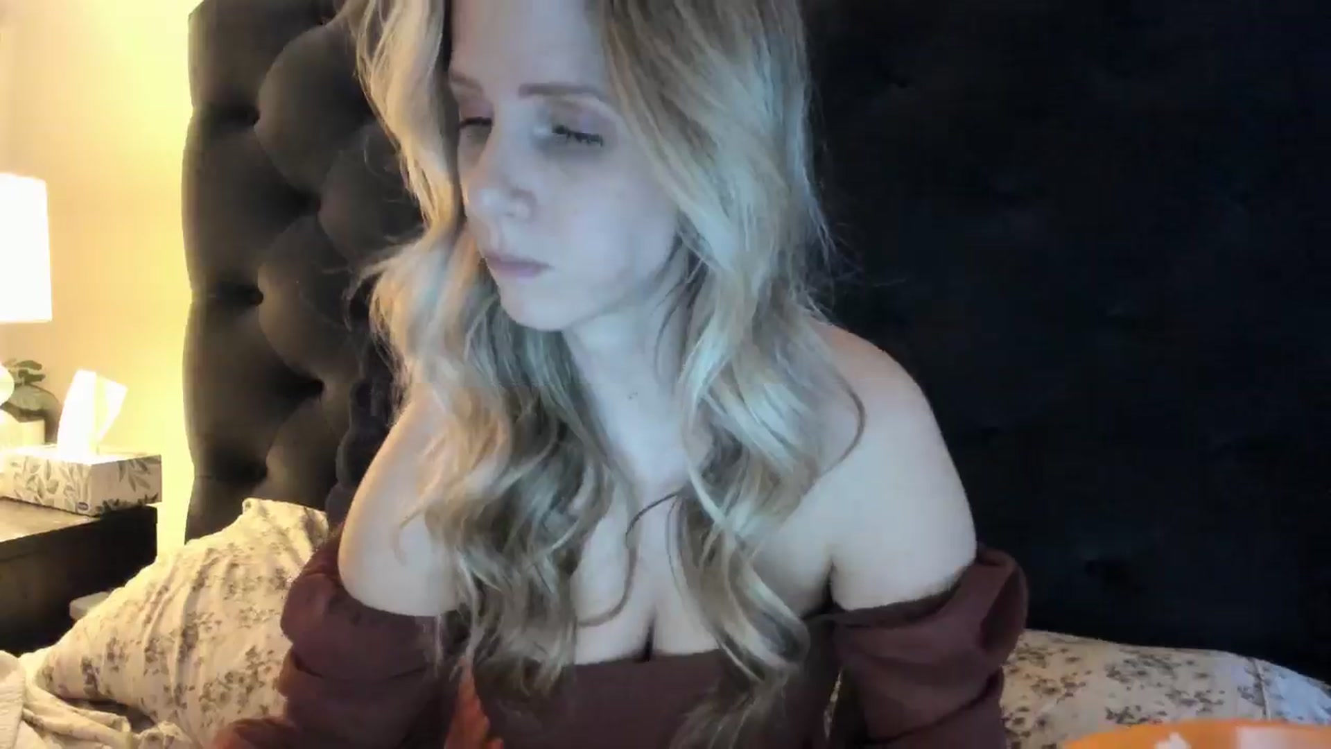 Gallery image thumbnail from Lucylux1's myfreecams stream on, 05/21/2024, 02:34 image 19 of 20
