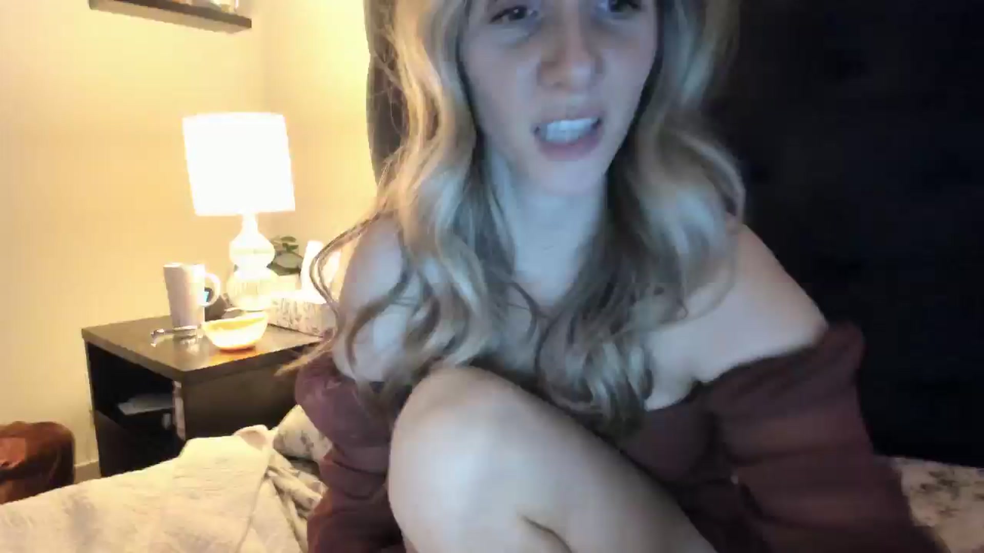 Gallery image thumbnail from Lucylux1's myfreecams stream on, 05/21/2024, 03:06 image 6 of 20