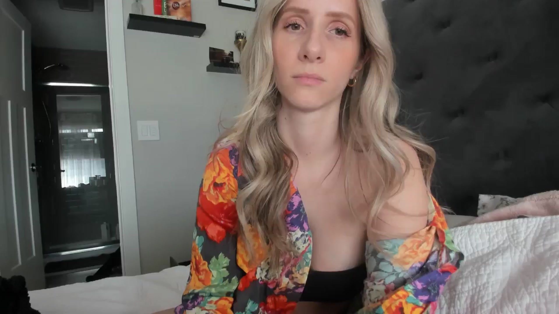 Gallery image thumbnail from Lucylux1's myfreecams stream on, 05/23/2024, 18:31 image 11 of 20
