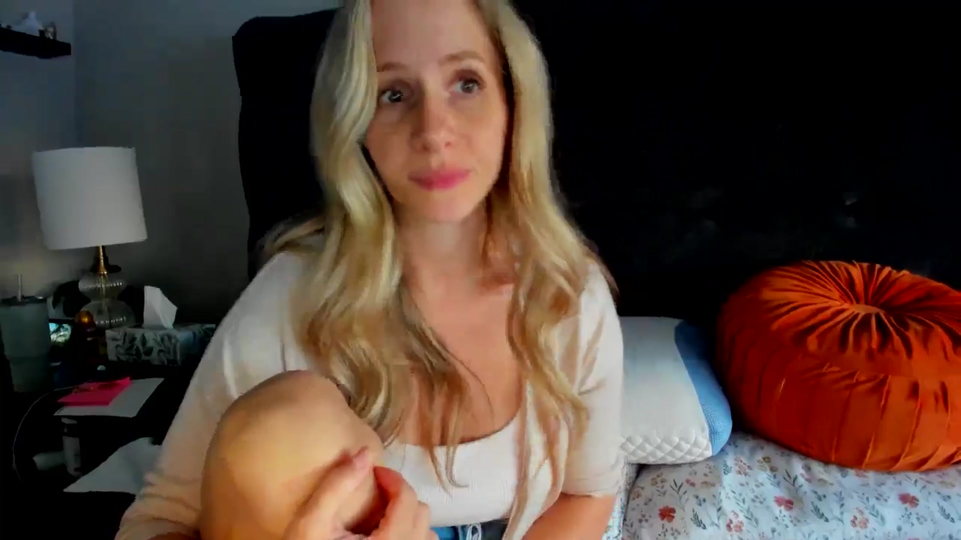 Gallery image thumbnail from Lucylux1's myfreecams stream on, 05/28/2024, 03:05 image 9 of 20