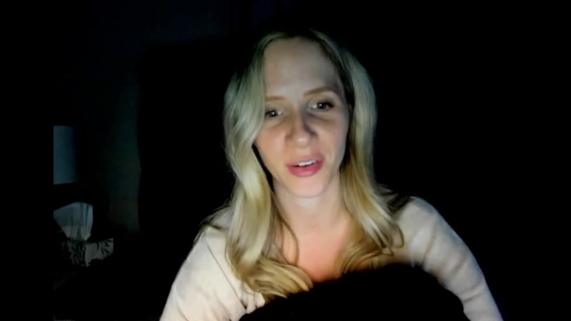 Gallery image thumbnail from Lucylux1's myfreecams stream on, 05/28/2024, 03:54 image 13 of 20